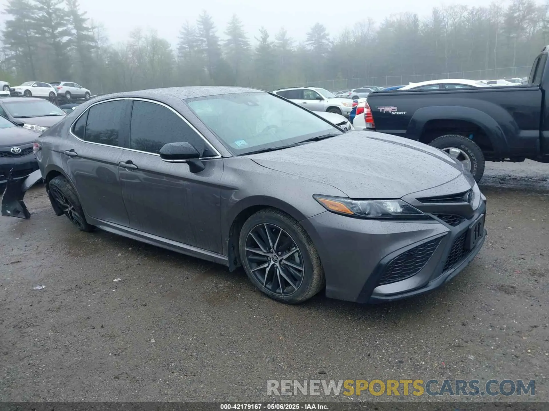 1 Photograph of a damaged car 4T1G11BK1NU068450 TOYOTA CAMRY 2022
