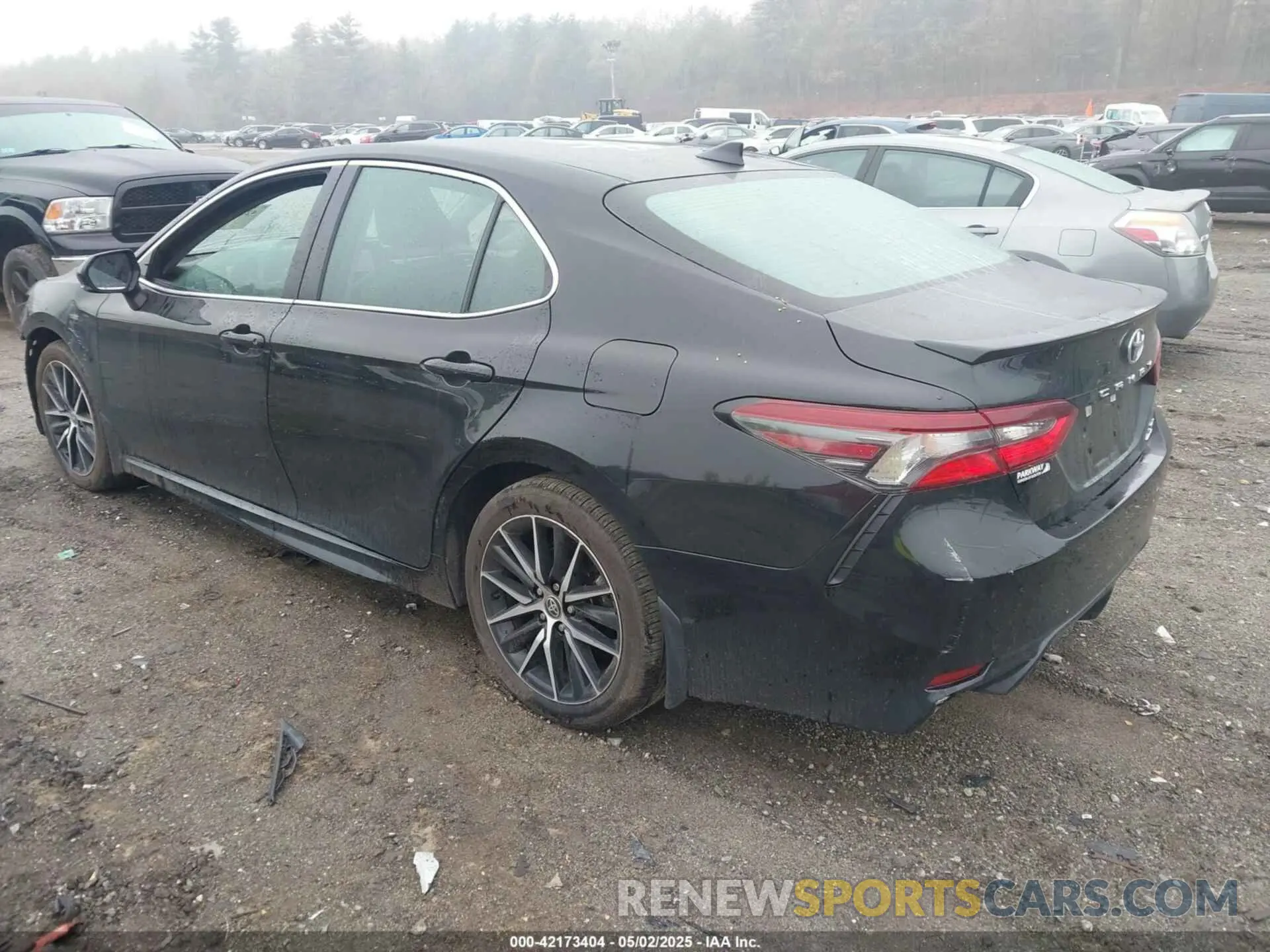 3 Photograph of a damaged car 4T1G11BK1NU072711 TOYOTA CAMRY 2022