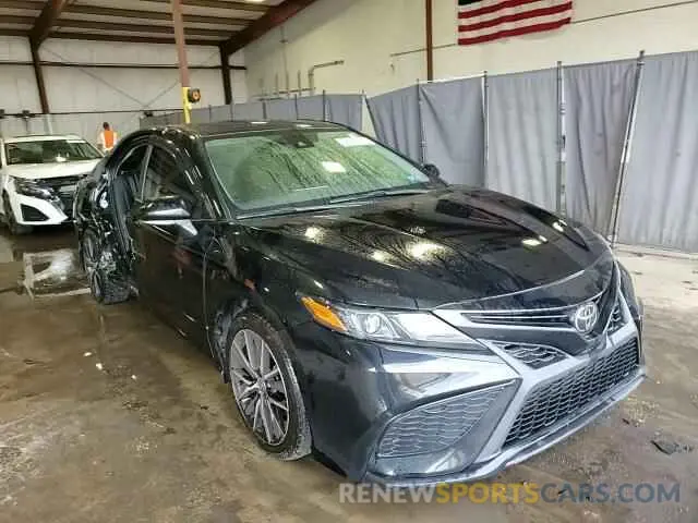 14 Photograph of a damaged car 4T1G11BK2NU049065 TOYOTA CAMRY 2022