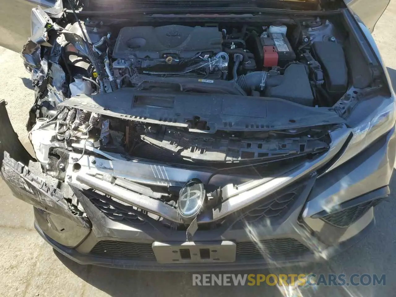 11 Photograph of a damaged car 4T1G11BK2NU049471 TOYOTA CAMRY 2022