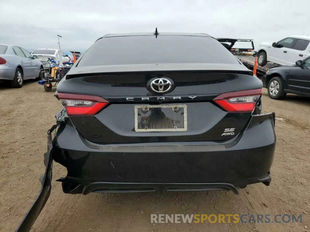 6 Photograph of a damaged car 4T1G11BK2NU055996 TOYOTA CAMRY 2022