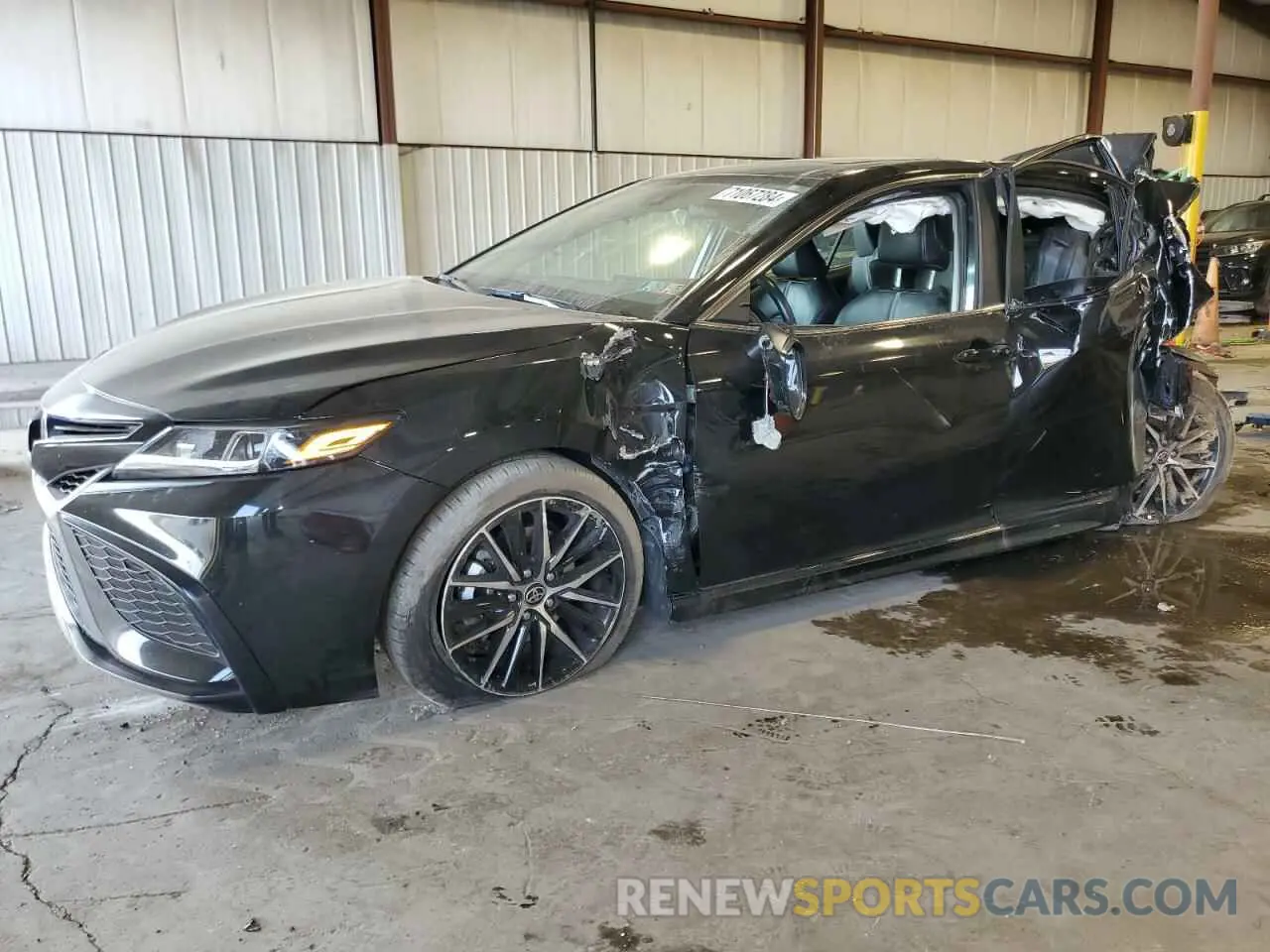 1 Photograph of a damaged car 4T1G11BK2NU068294 TOYOTA CAMRY 2022