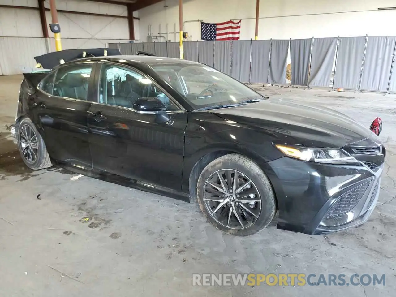 4 Photograph of a damaged car 4T1G11BK2NU068294 TOYOTA CAMRY 2022