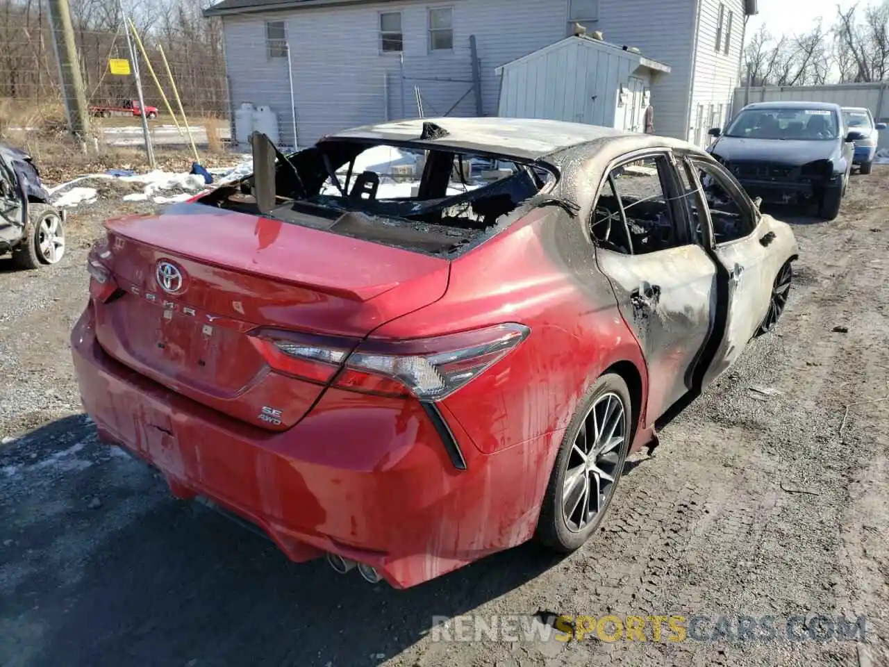 4 Photograph of a damaged car 4T1G11BK3NU047826 TOYOTA CAMRY 2022