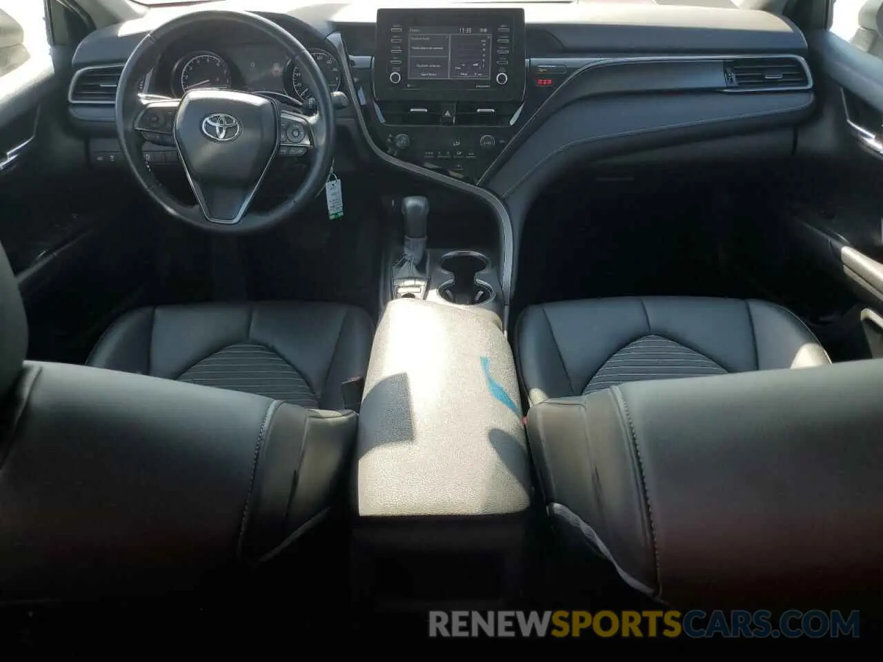 8 Photograph of a damaged car 4T1G11BK3NU055750 TOYOTA CAMRY 2022