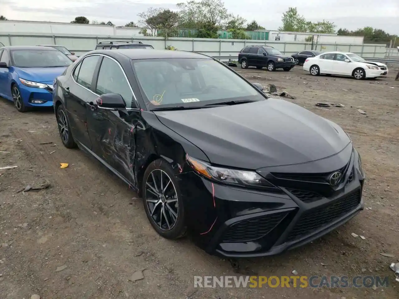 1 Photograph of a damaged car 4T1G11BK4NU053991 TOYOTA CAMRY 2022