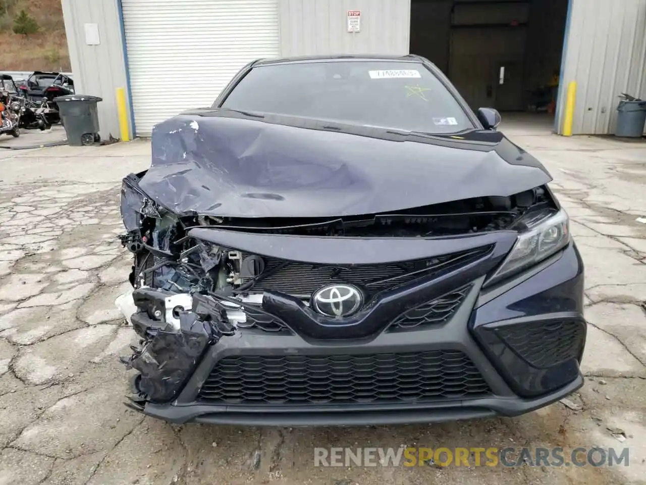 5 Photograph of a damaged car 4T1G11BK5NU053076 TOYOTA CAMRY 2022