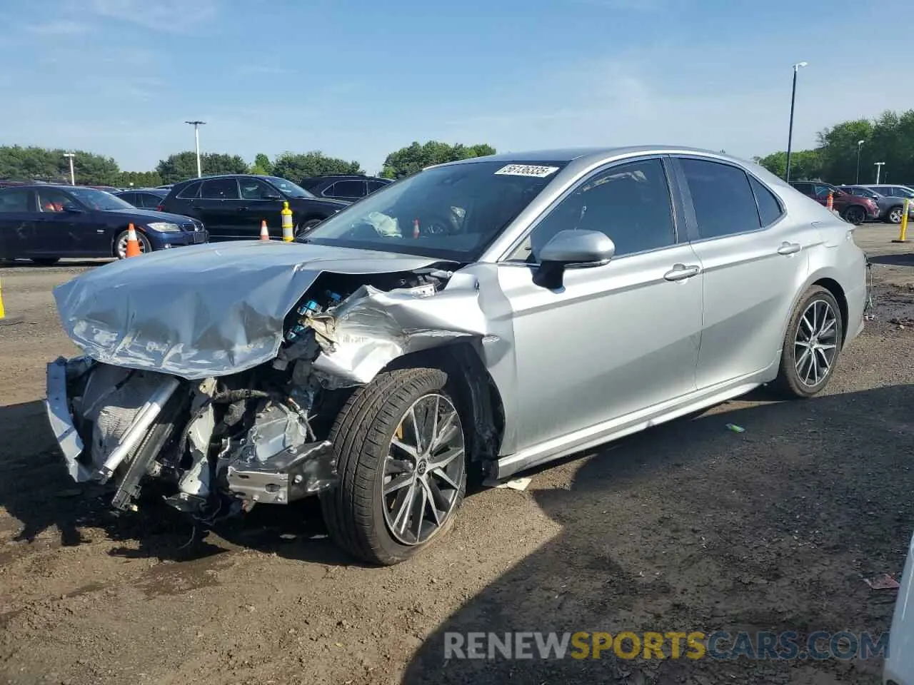 1 Photograph of a damaged car 4T1G11BK5NU053255 TOYOTA CAMRY 2022