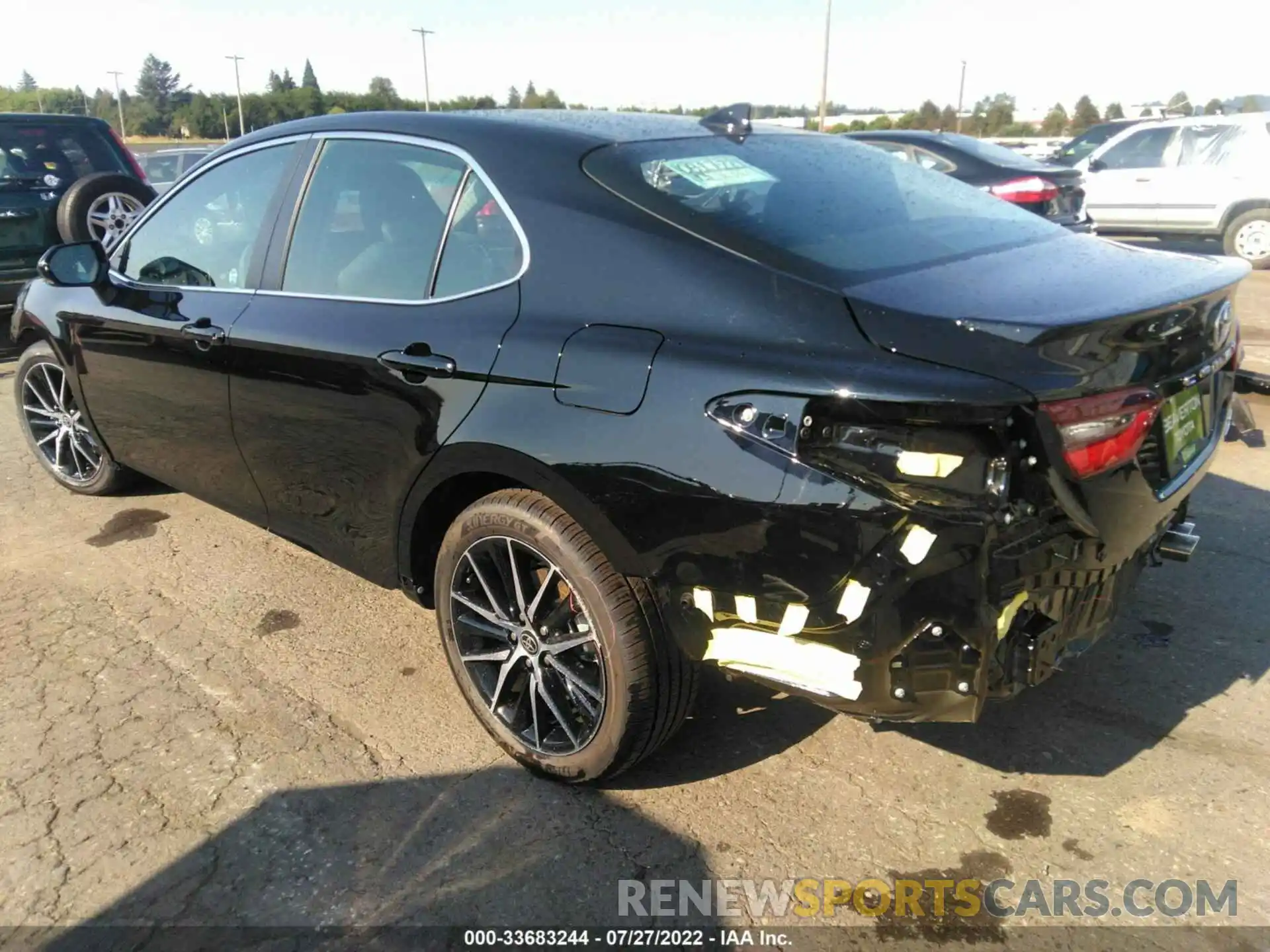 3 Photograph of a damaged car 4T1G11BK6NU064717 TOYOTA CAMRY 2022