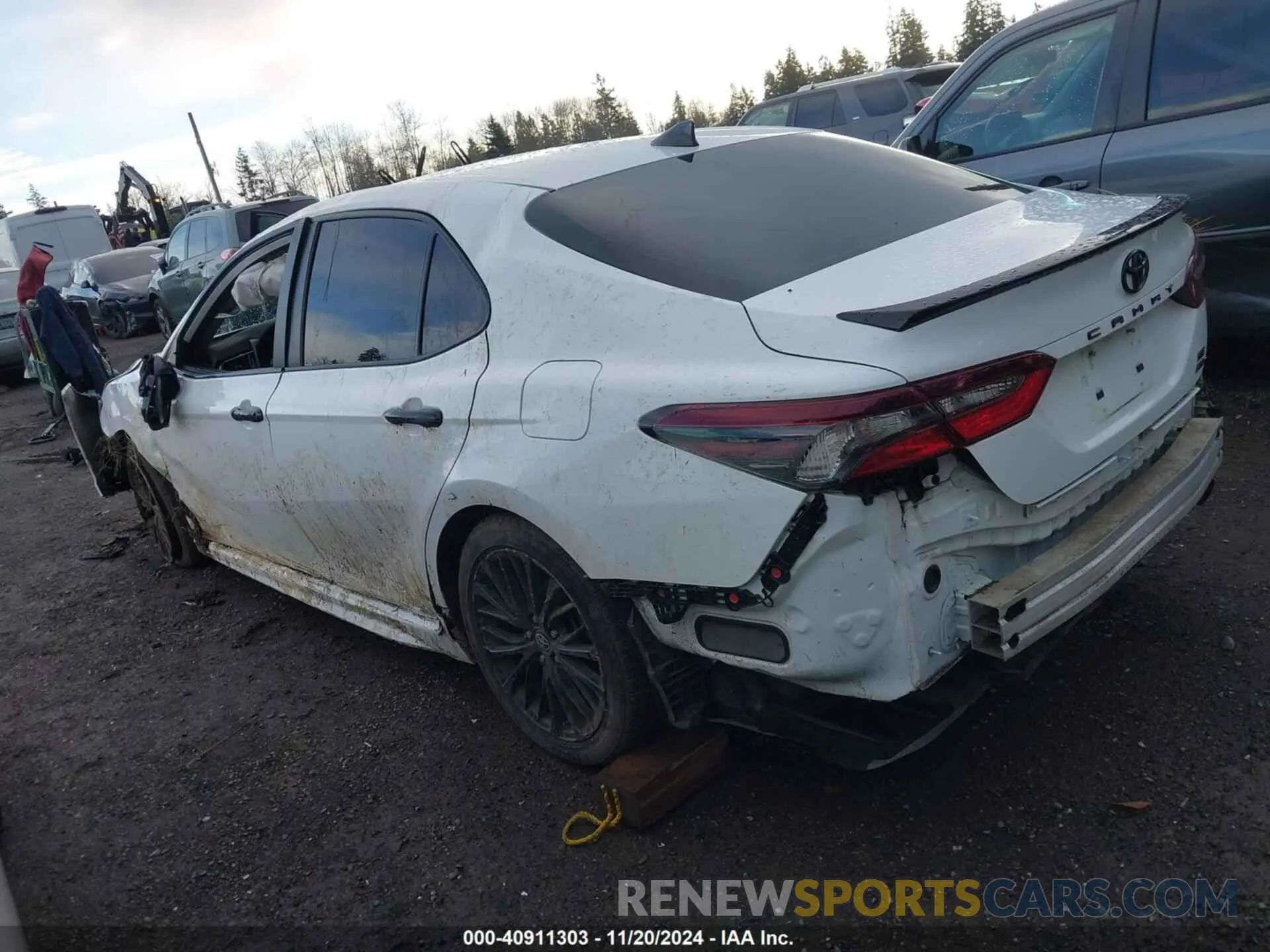 3 Photograph of a damaged car 4T1G11BK6NU066256 TOYOTA CAMRY 2022