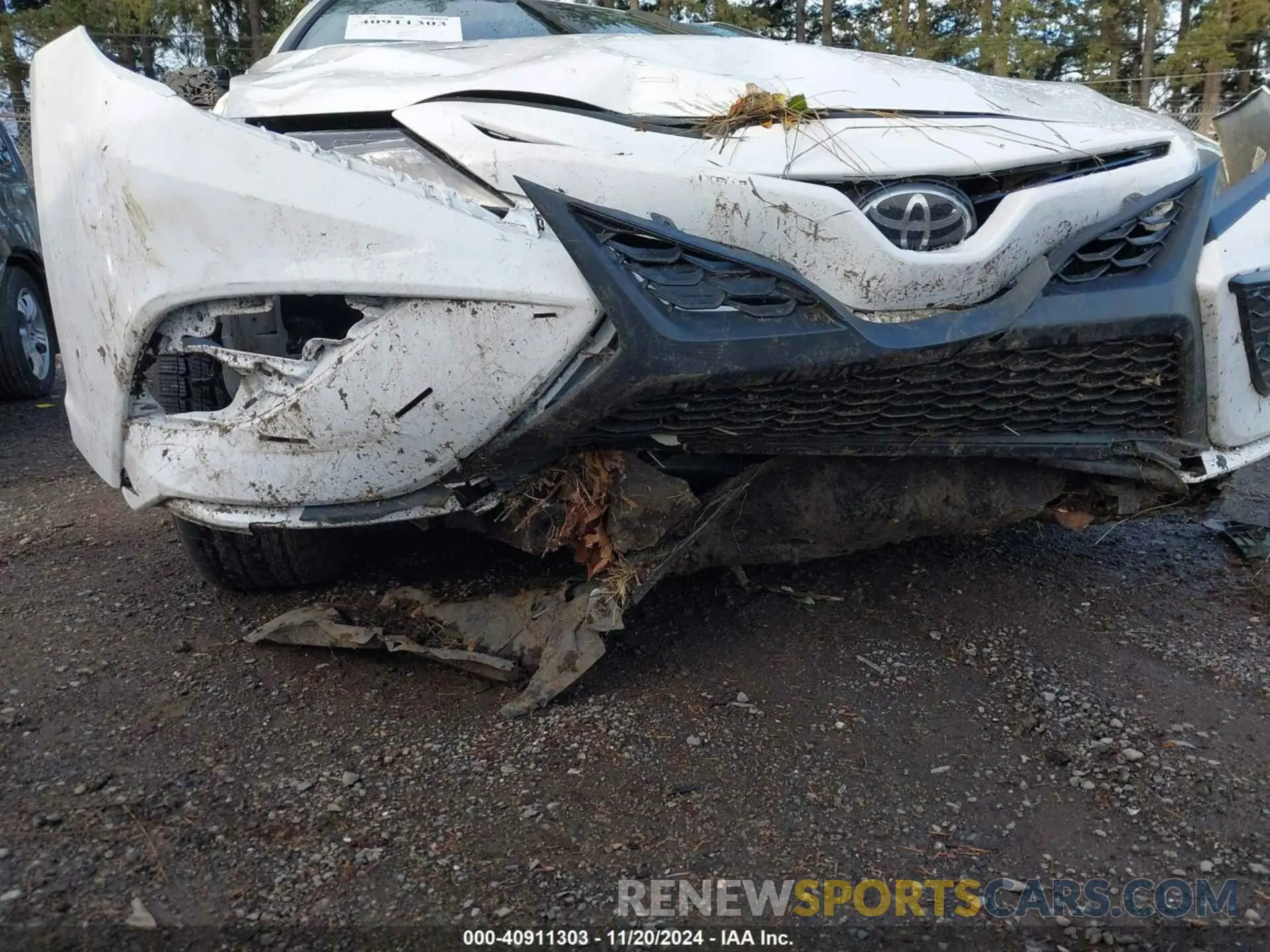 6 Photograph of a damaged car 4T1G11BK6NU066256 TOYOTA CAMRY 2022