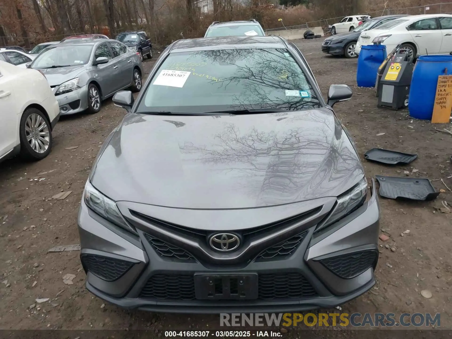 11 Photograph of a damaged car 4T1G11BK7NU050003 TOYOTA CAMRY 2022