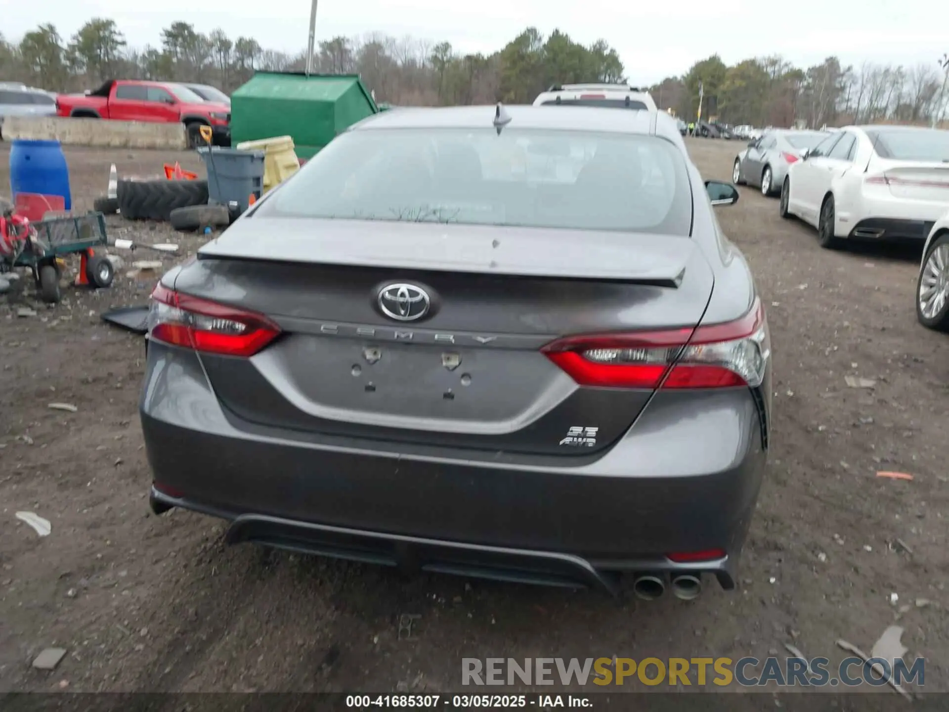 15 Photograph of a damaged car 4T1G11BK7NU050003 TOYOTA CAMRY 2022