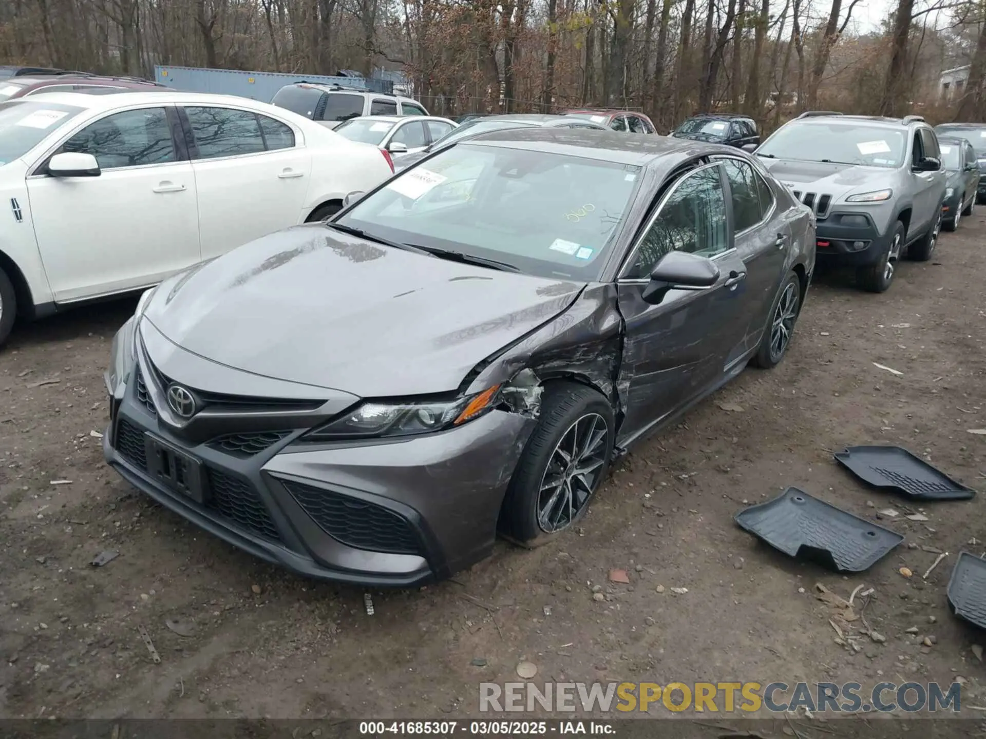 2 Photograph of a damaged car 4T1G11BK7NU050003 TOYOTA CAMRY 2022
