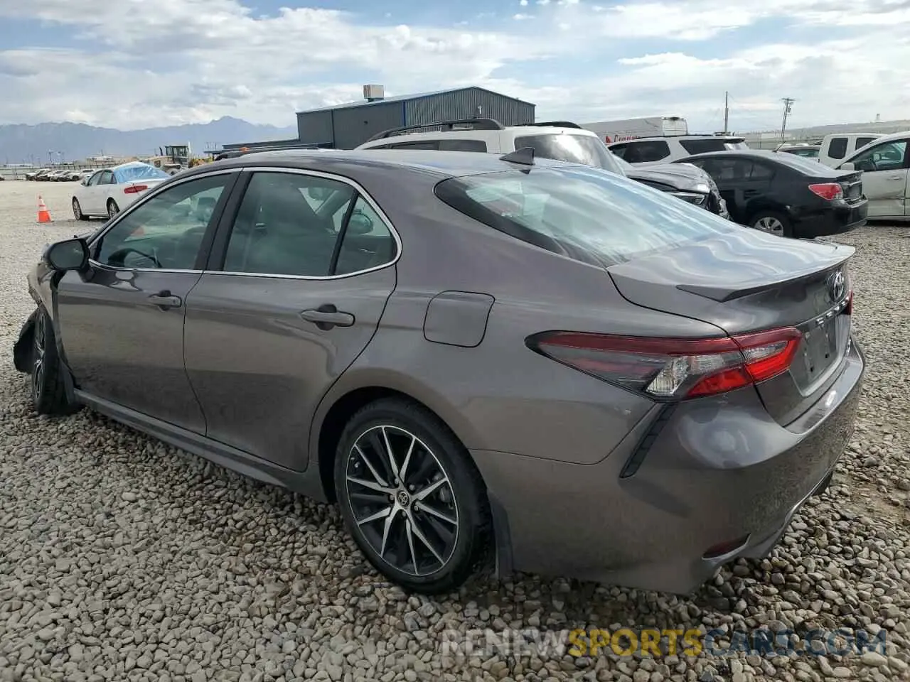 2 Photograph of a damaged car 4T1G11BK7NU071773 TOYOTA CAMRY 2022