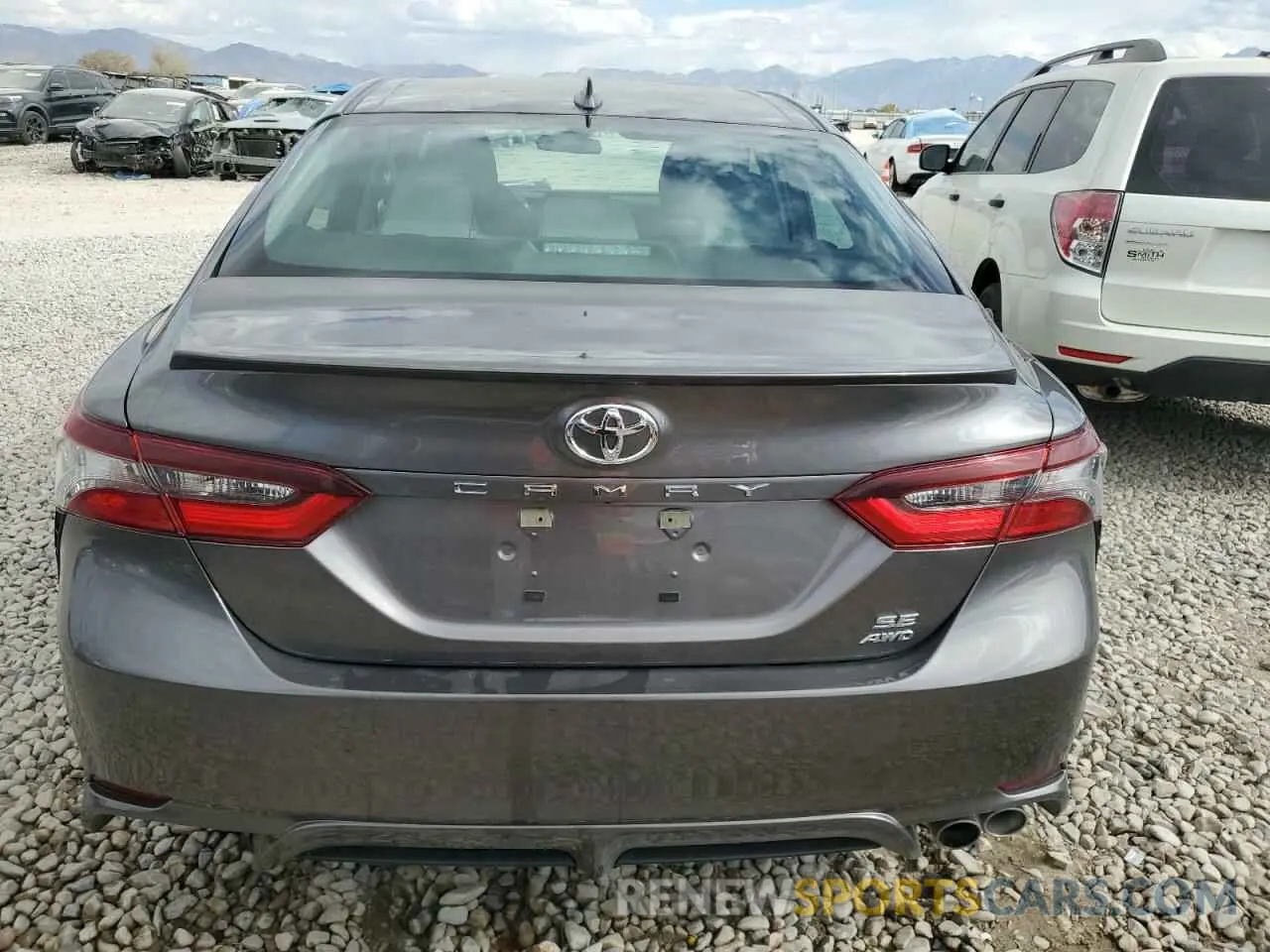 6 Photograph of a damaged car 4T1G11BK7NU071773 TOYOTA CAMRY 2022