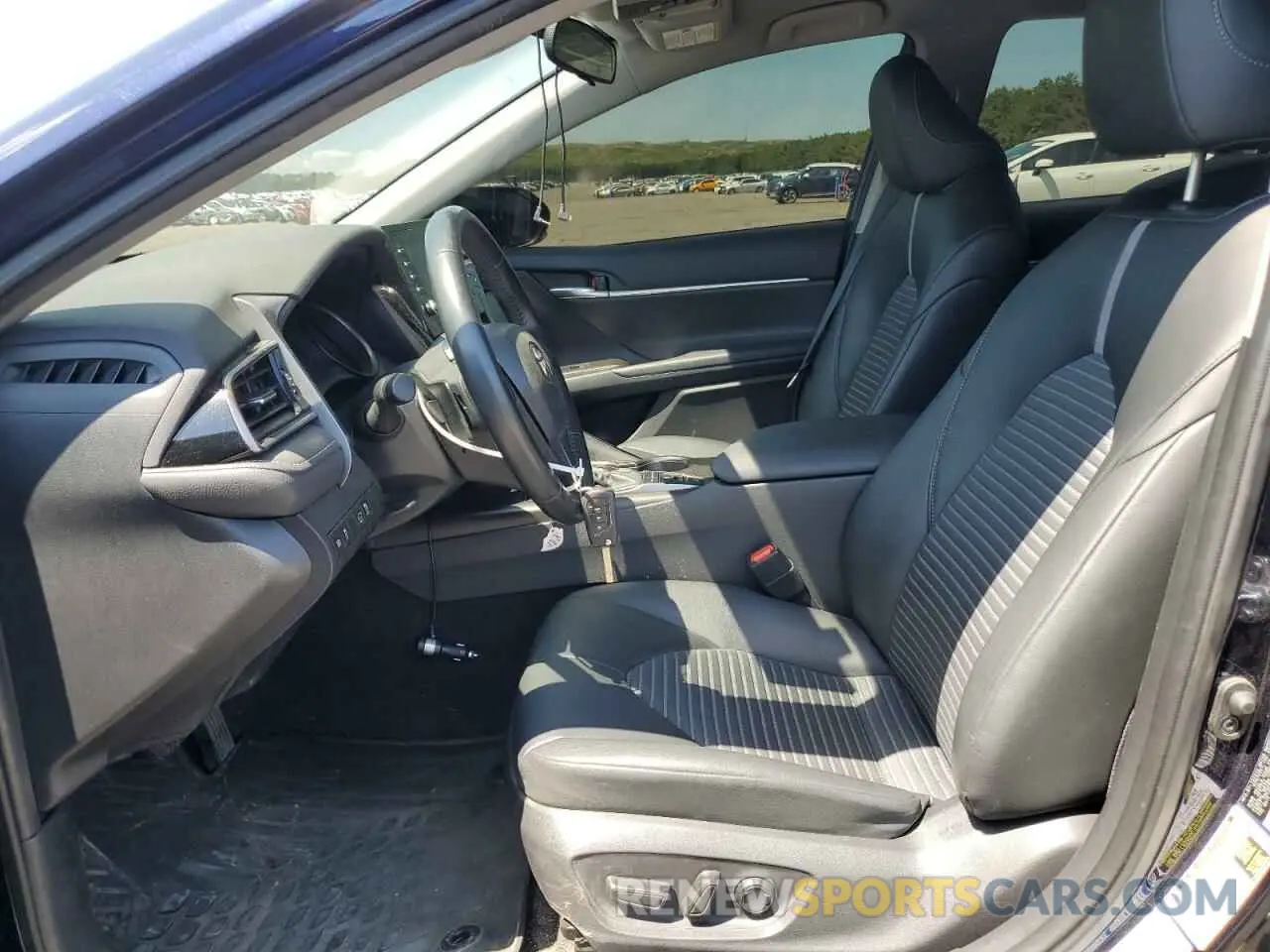 7 Photograph of a damaged car 4T1G11BK8NU059633 TOYOTA CAMRY 2022
