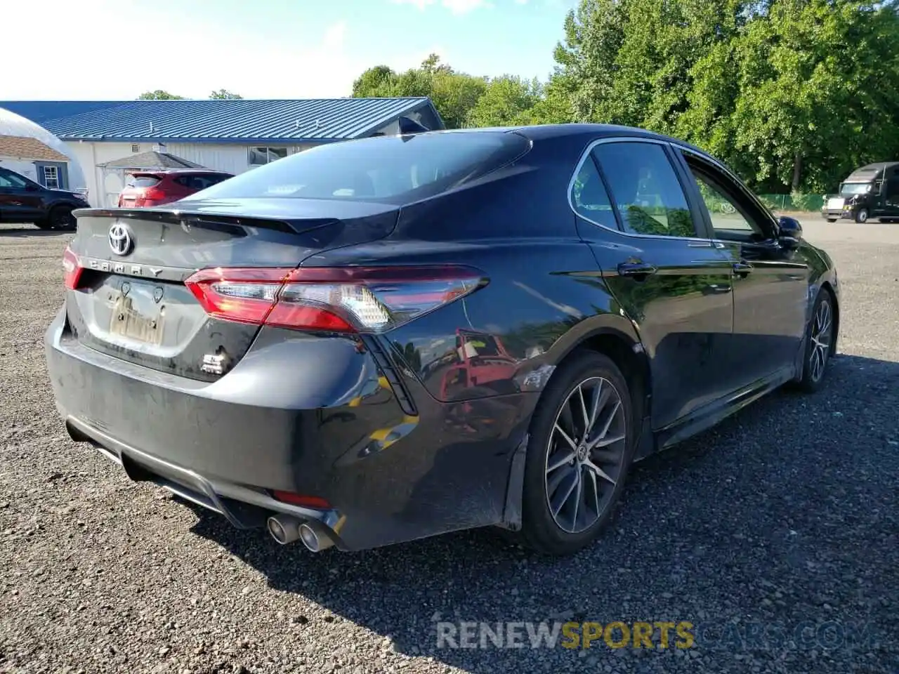 4 Photograph of a damaged car 4T1G11BK8NU061379 TOYOTA CAMRY 2022