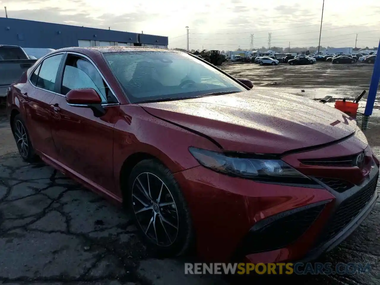 1 Photograph of a damaged car 4T1G11BK8NU065318 TOYOTA CAMRY 2022