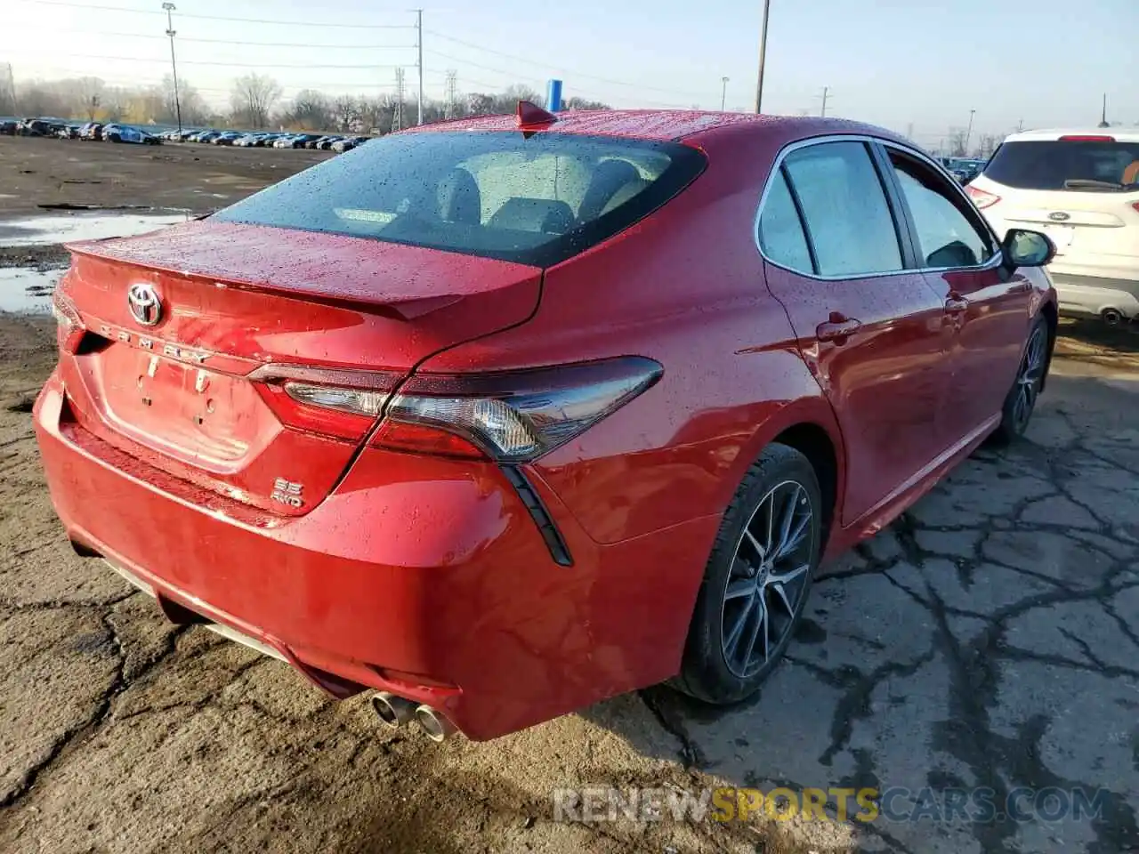 4 Photograph of a damaged car 4T1G11BK8NU065318 TOYOTA CAMRY 2022