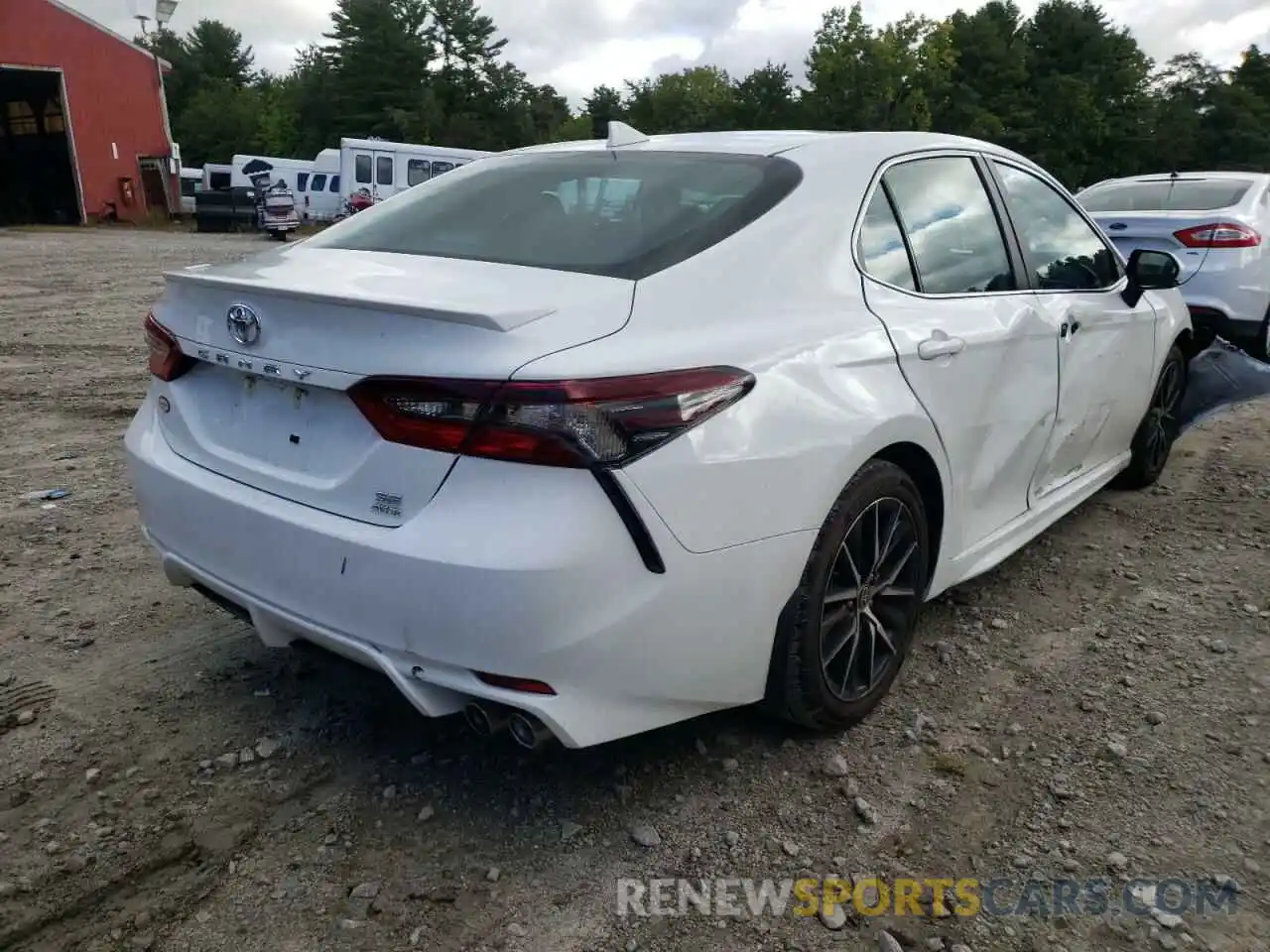 4 Photograph of a damaged car 4T1G11BK8NU069465 TOYOTA CAMRY 2022