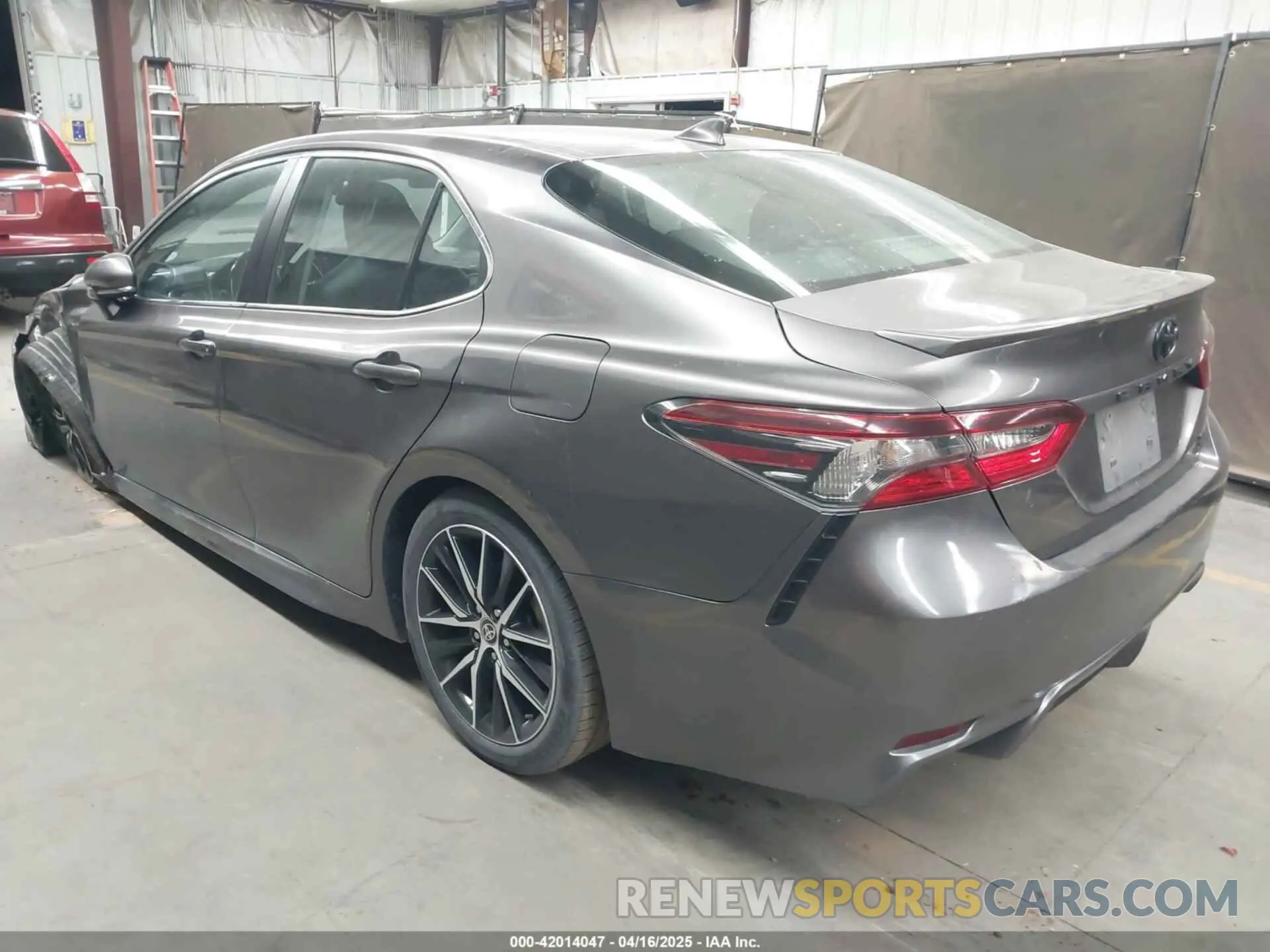 3 Photograph of a damaged car 4T1G11BK9NU053940 TOYOTA CAMRY 2022