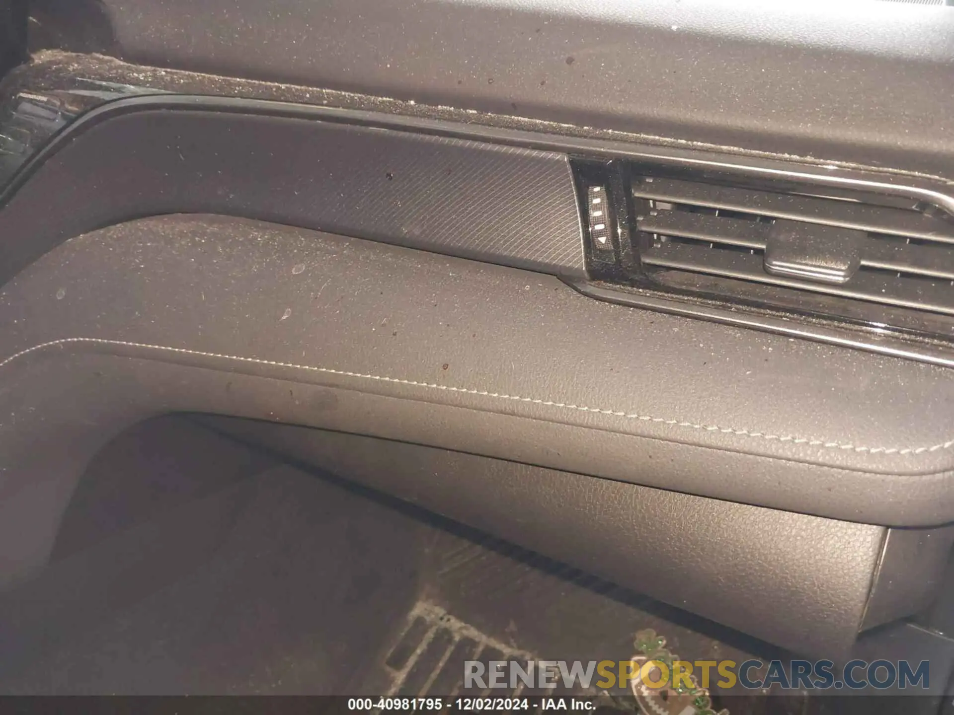 13 Photograph of a damaged car 4T1G11BK9NU060855 TOYOTA CAMRY 2022