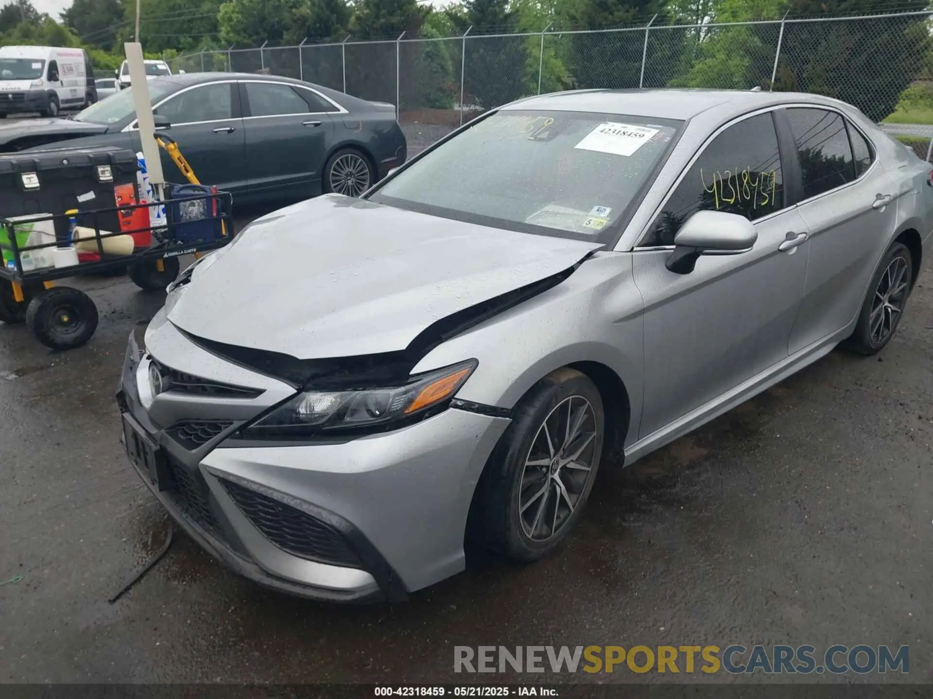 2 Photograph of a damaged car 4T1G11BK9NU060998 TOYOTA CAMRY 2022