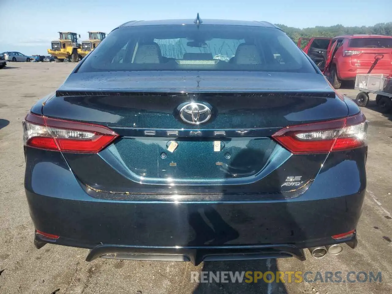 6 Photograph of a damaged car 4T1G11BKXMU047353 TOYOTA CAMRY 2022
