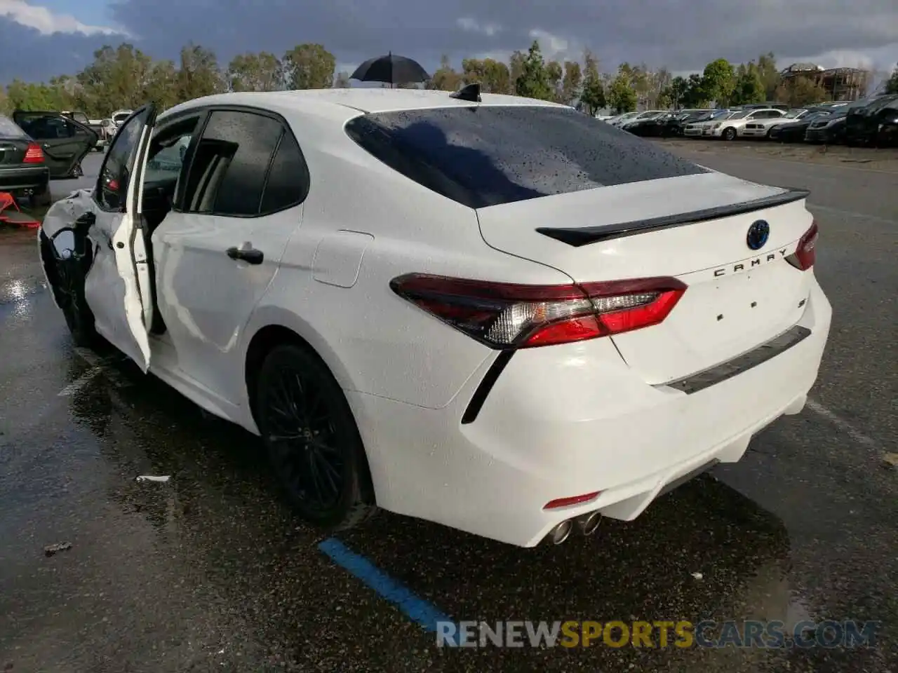 2 Photograph of a damaged car 4T1G31AK1NU034651 TOYOTA CAMRY 2022