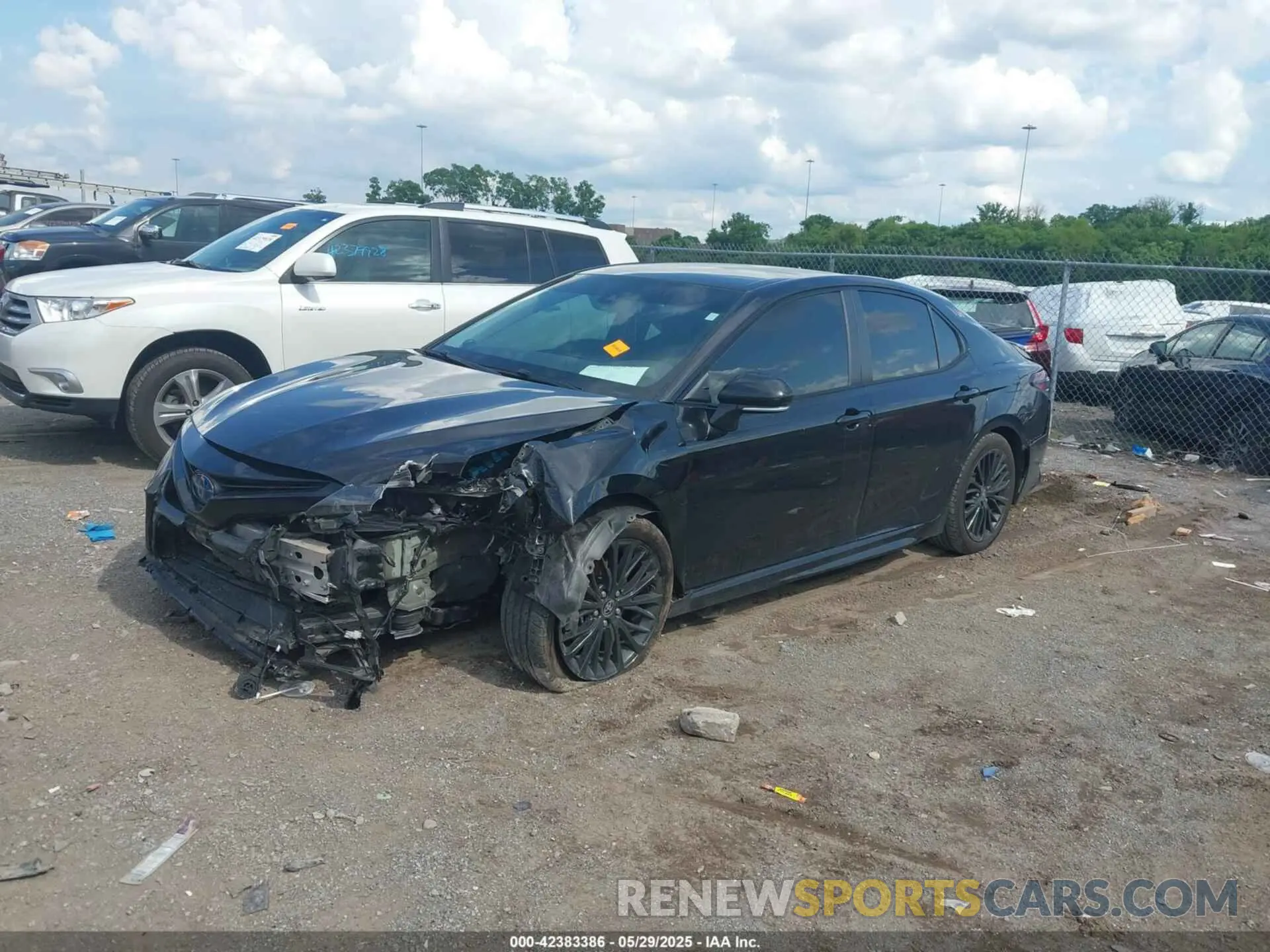 2 Photograph of a damaged car 4T1G31AK2NU032374 TOYOTA CAMRY 2022