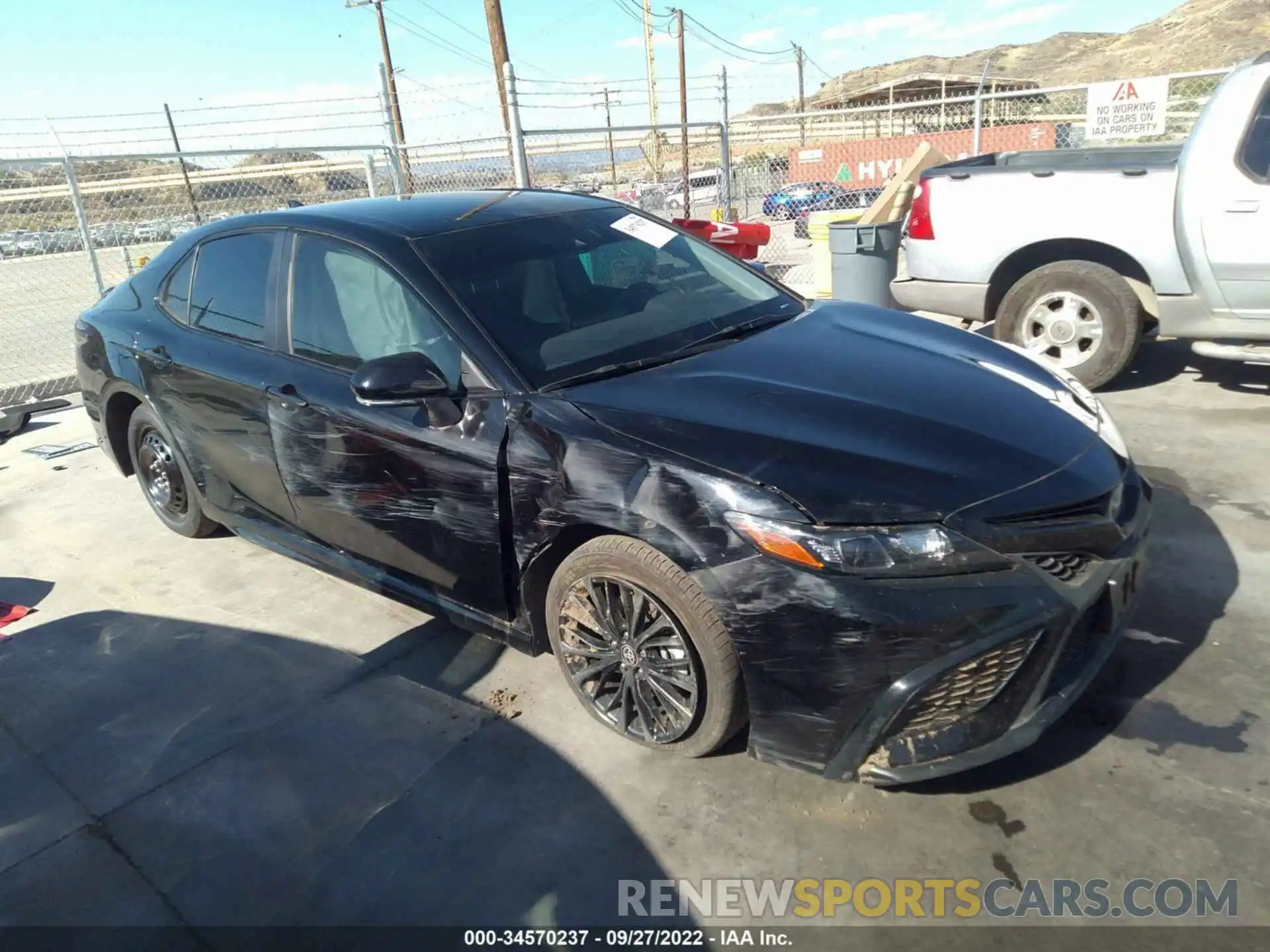 1 Photograph of a damaged car 4T1G31AK2NU033864 TOYOTA CAMRY 2022