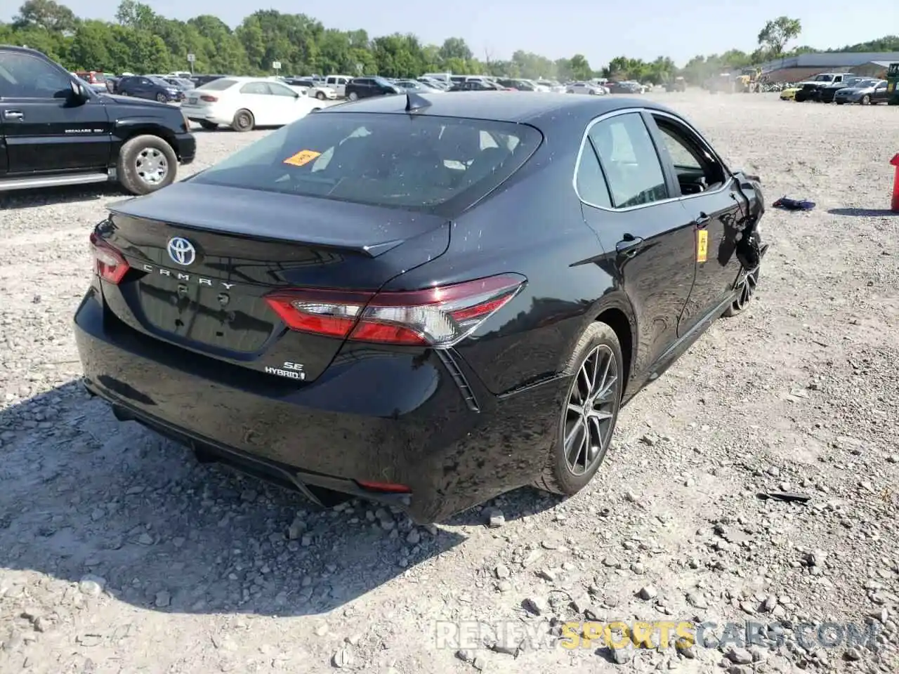 4 Photograph of a damaged car 4T1G31AK2NU035601 TOYOTA CAMRY 2022