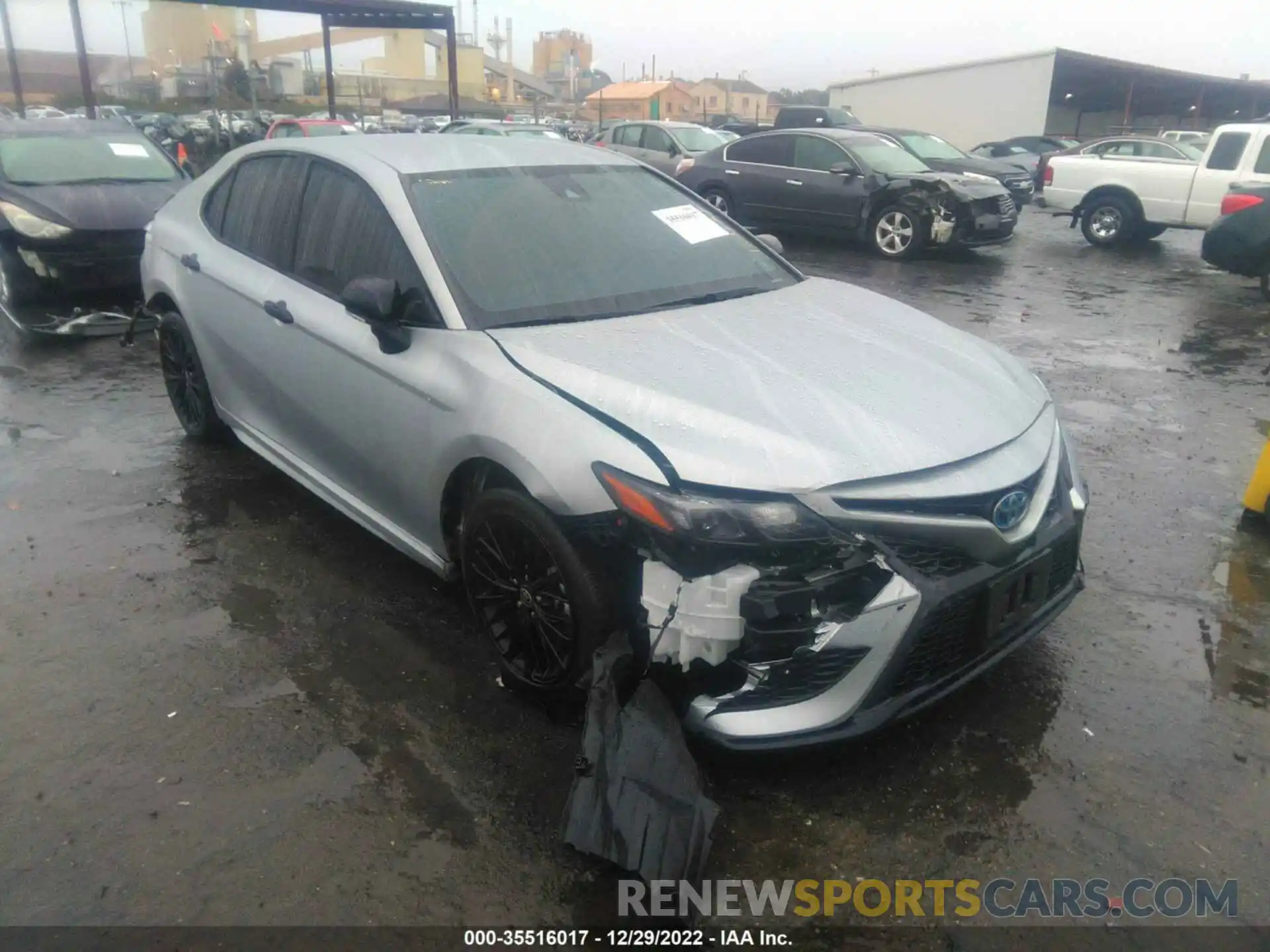 1 Photograph of a damaged car 4T1G31AK2NU037350 TOYOTA CAMRY 2022