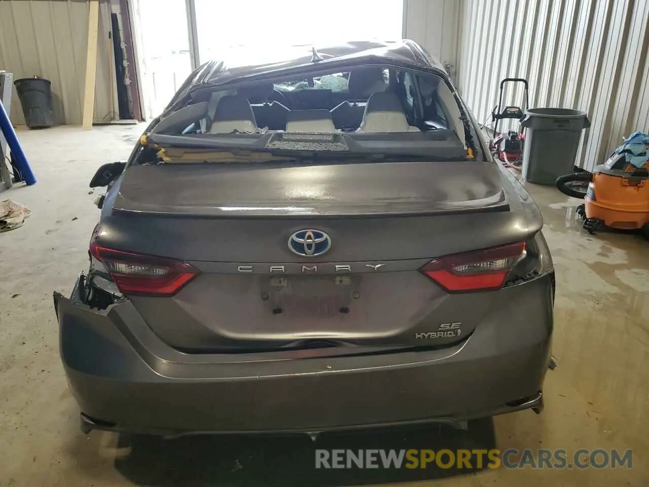 6 Photograph of a damaged car 4T1G31AK2NU579192 TOYOTA CAMRY 2022