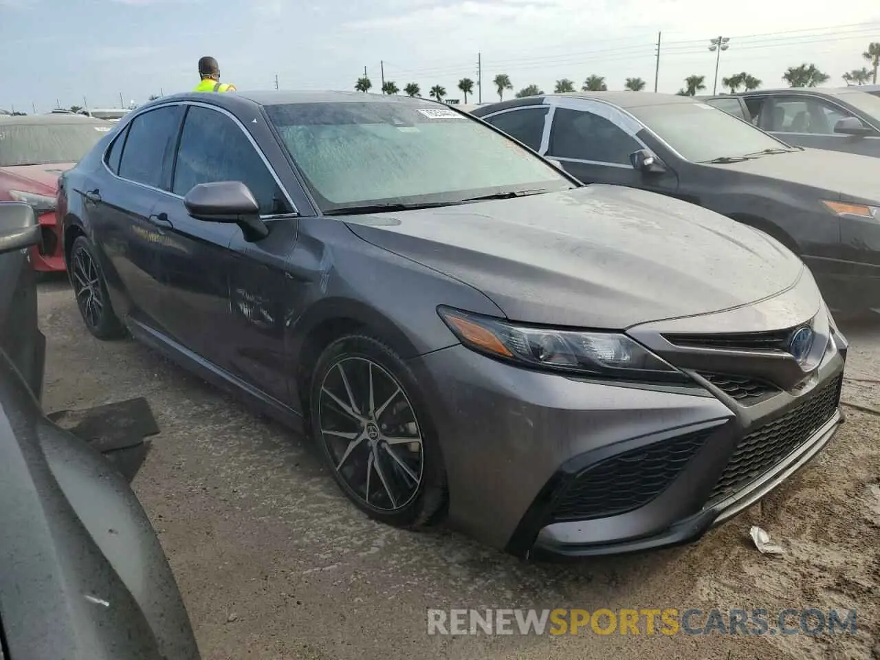 4 Photograph of a damaged car 4T1G31AK2NU598793 TOYOTA CAMRY 2022