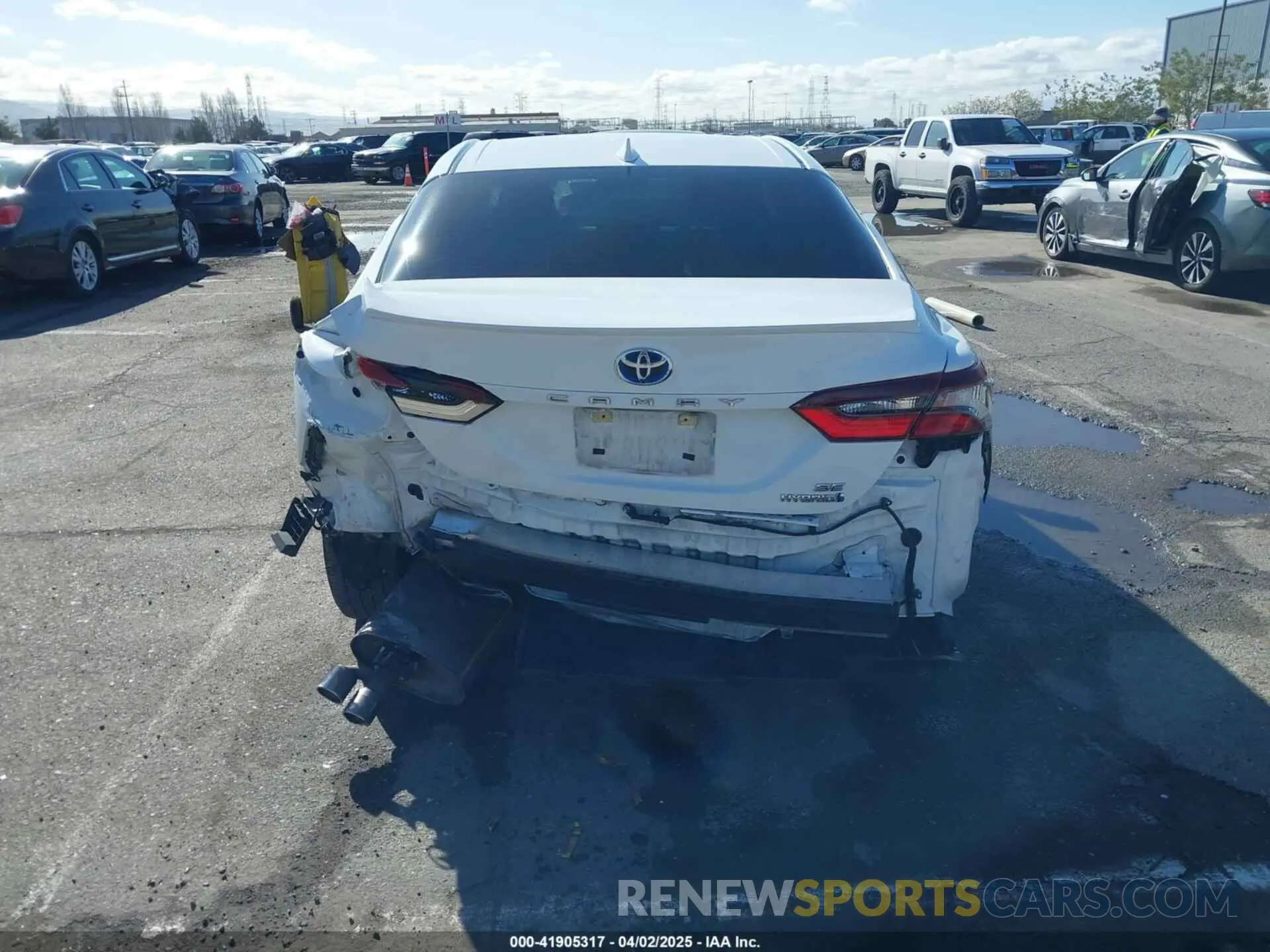 6 Photograph of a damaged car 4T1G31AK4NU595605 TOYOTA CAMRY 2022