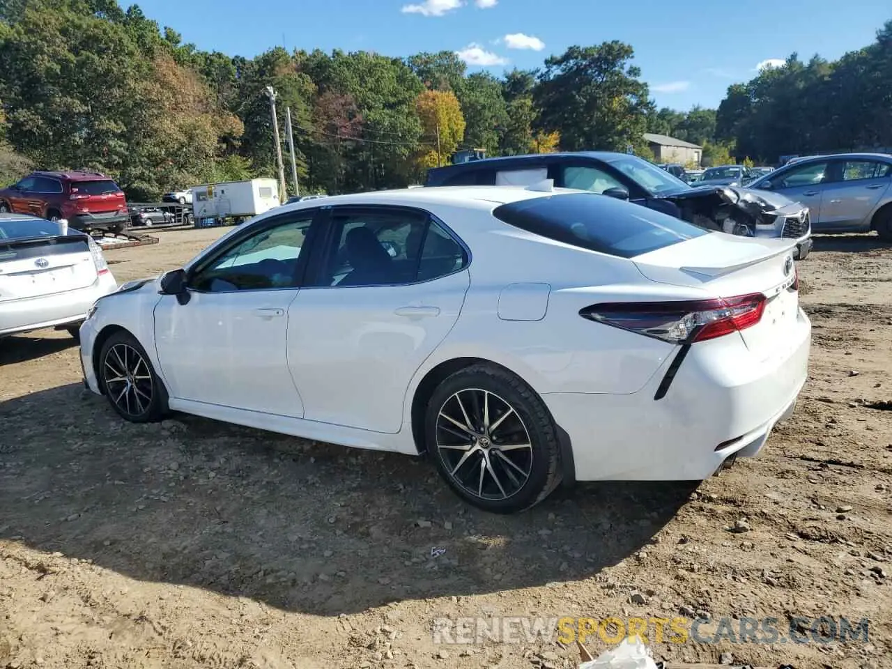 2 Photograph of a damaged car 4T1G31AK5NU570759 TOYOTA CAMRY 2022