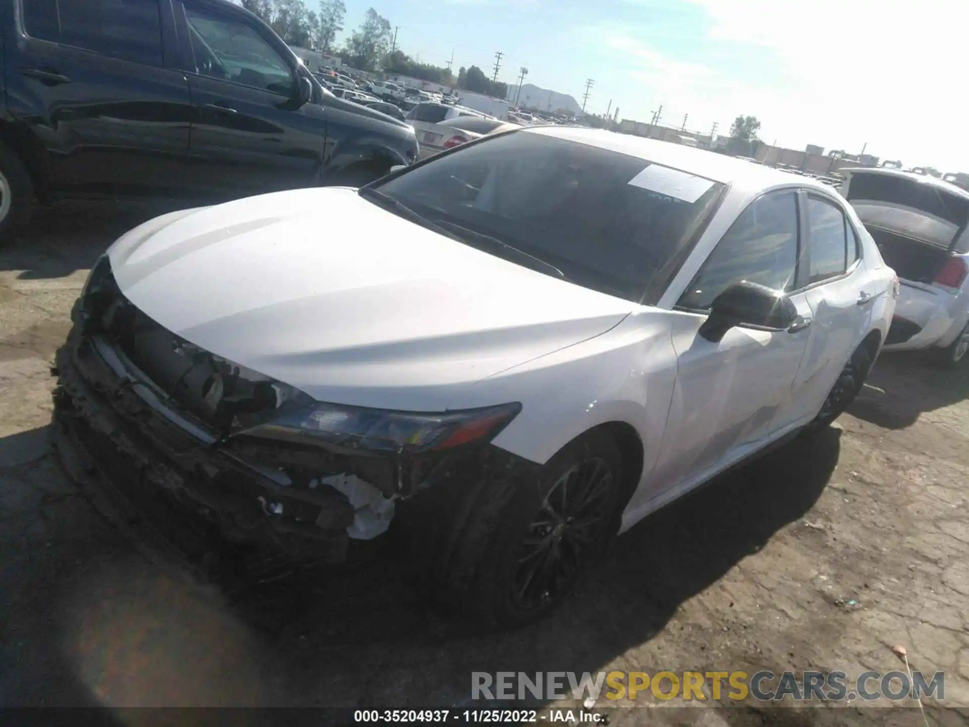 2 Photograph of a damaged car 4T1G31AK6NU037352 TOYOTA CAMRY 2022