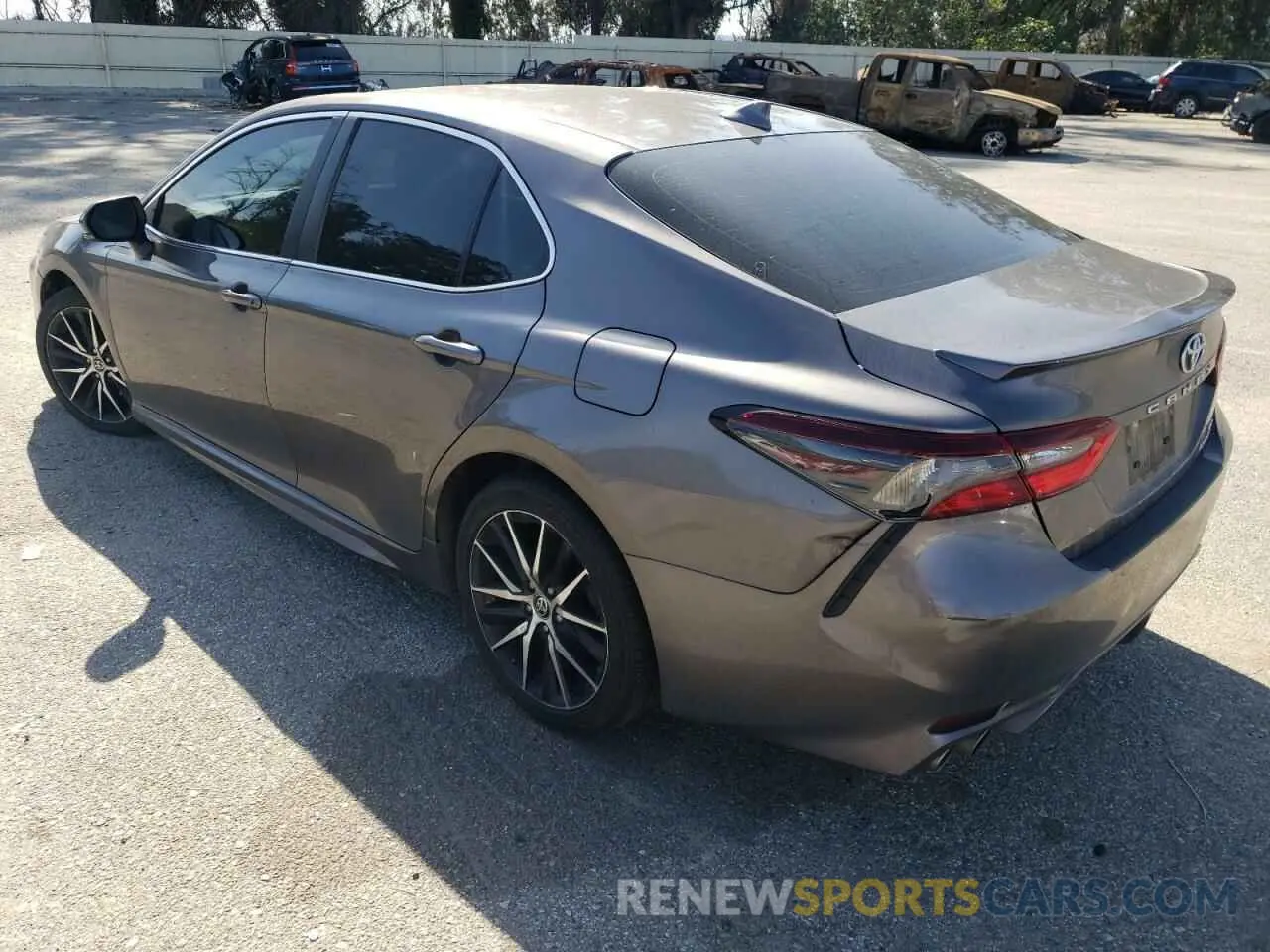 2 Photograph of a damaged car 4T1G31AK6NU597680 TOYOTA CAMRY 2022