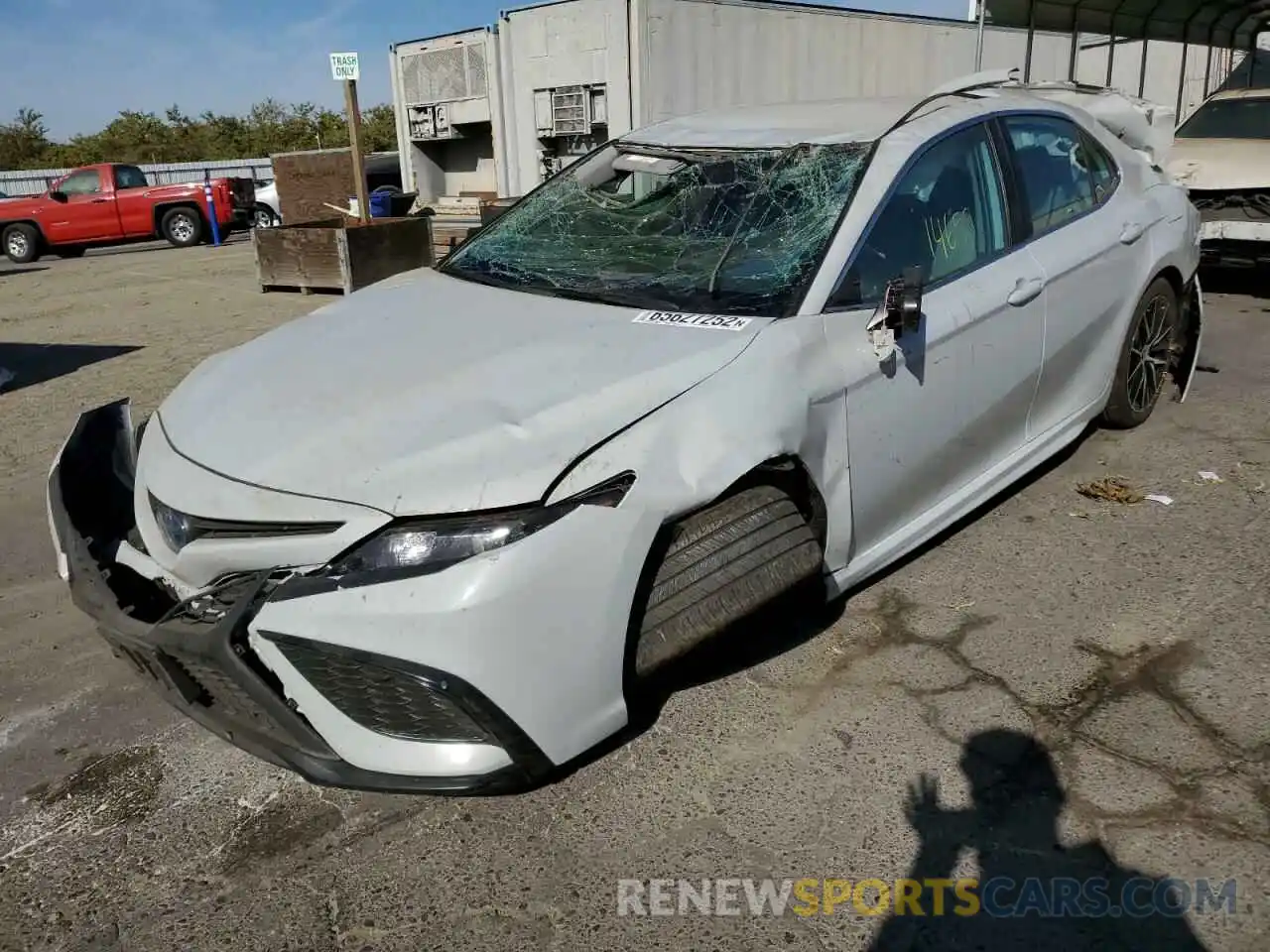 2 Photograph of a damaged car 4T1G31AK7NU037473 TOYOTA CAMRY 2022