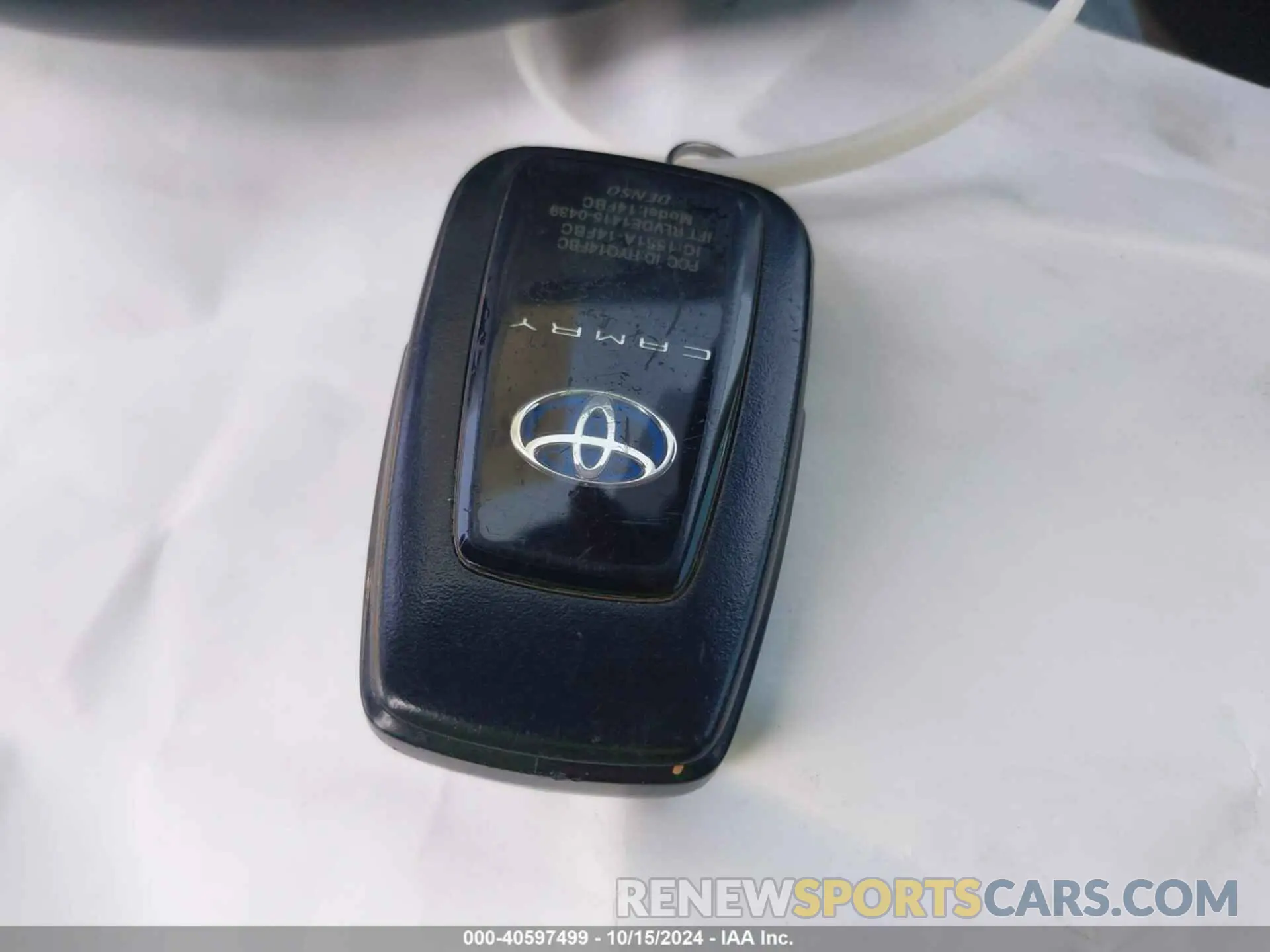 11 Photograph of a damaged car 4T1G31AK8NU597941 TOYOTA CAMRY 2022