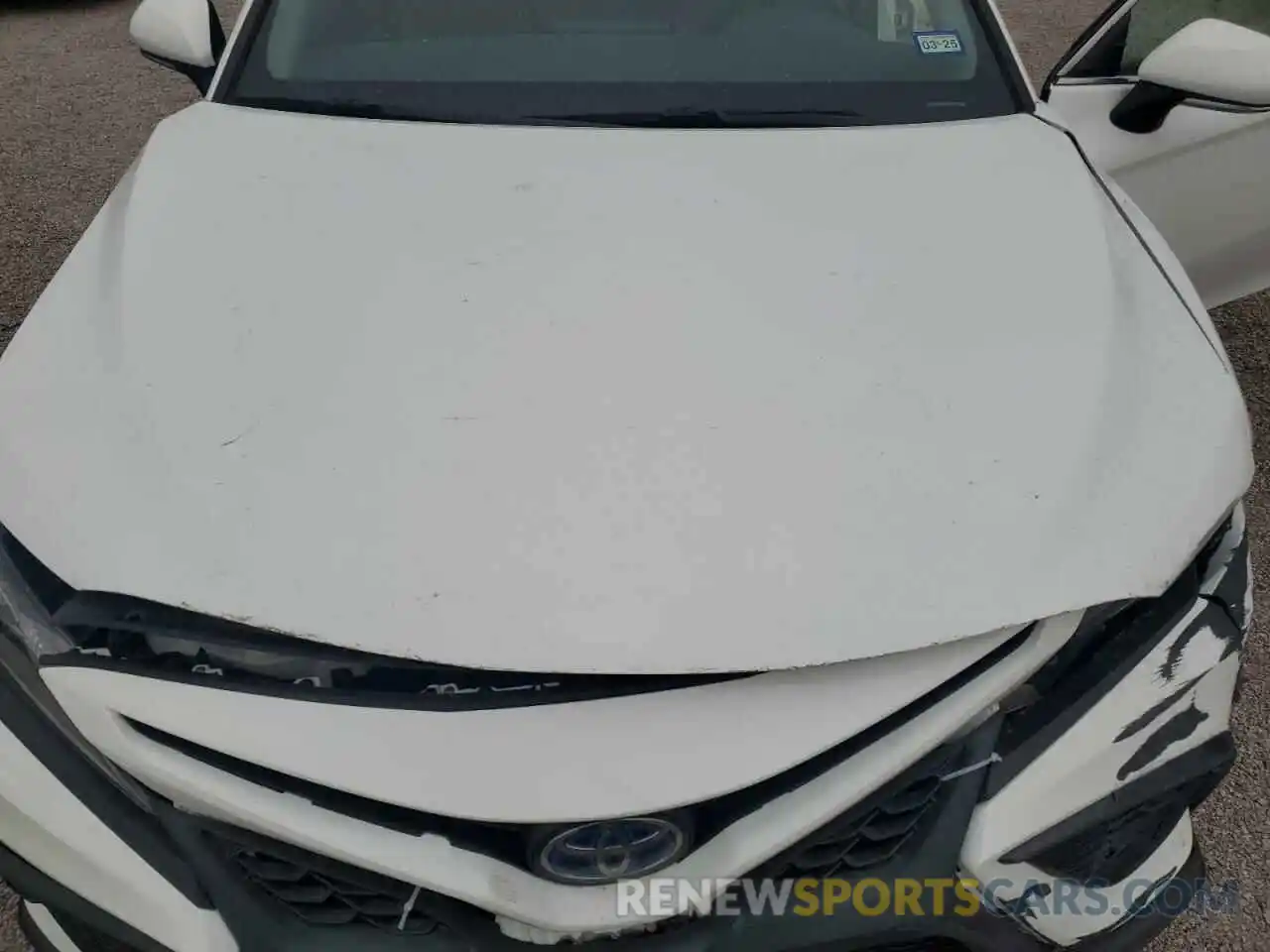 11 Photograph of a damaged car 4T1G31AK9NU597690 TOYOTA CAMRY 2022