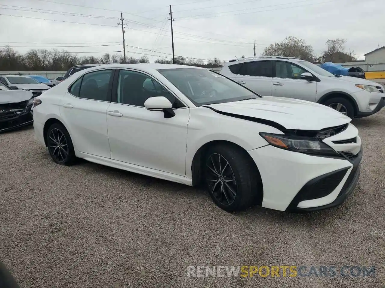 4 Photograph of a damaged car 4T1G31AK9NU597690 TOYOTA CAMRY 2022