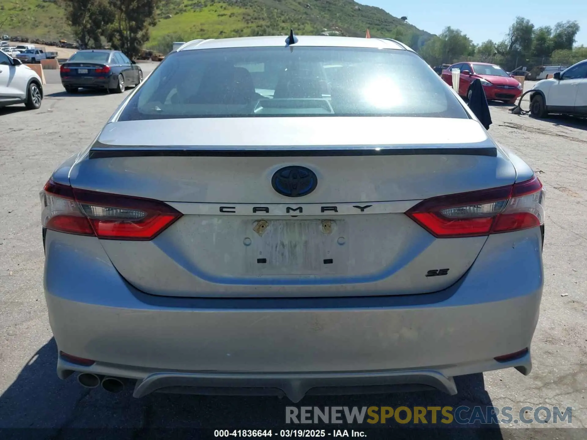 16 Photograph of a damaged car 4T1G31AKXNU045759 TOYOTA CAMRY 2022