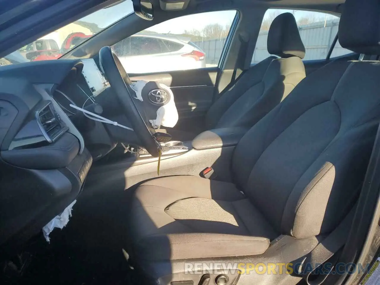 7 Photograph of a damaged car 4T1H31AK1NU589216 TOYOTA CAMRY 2022