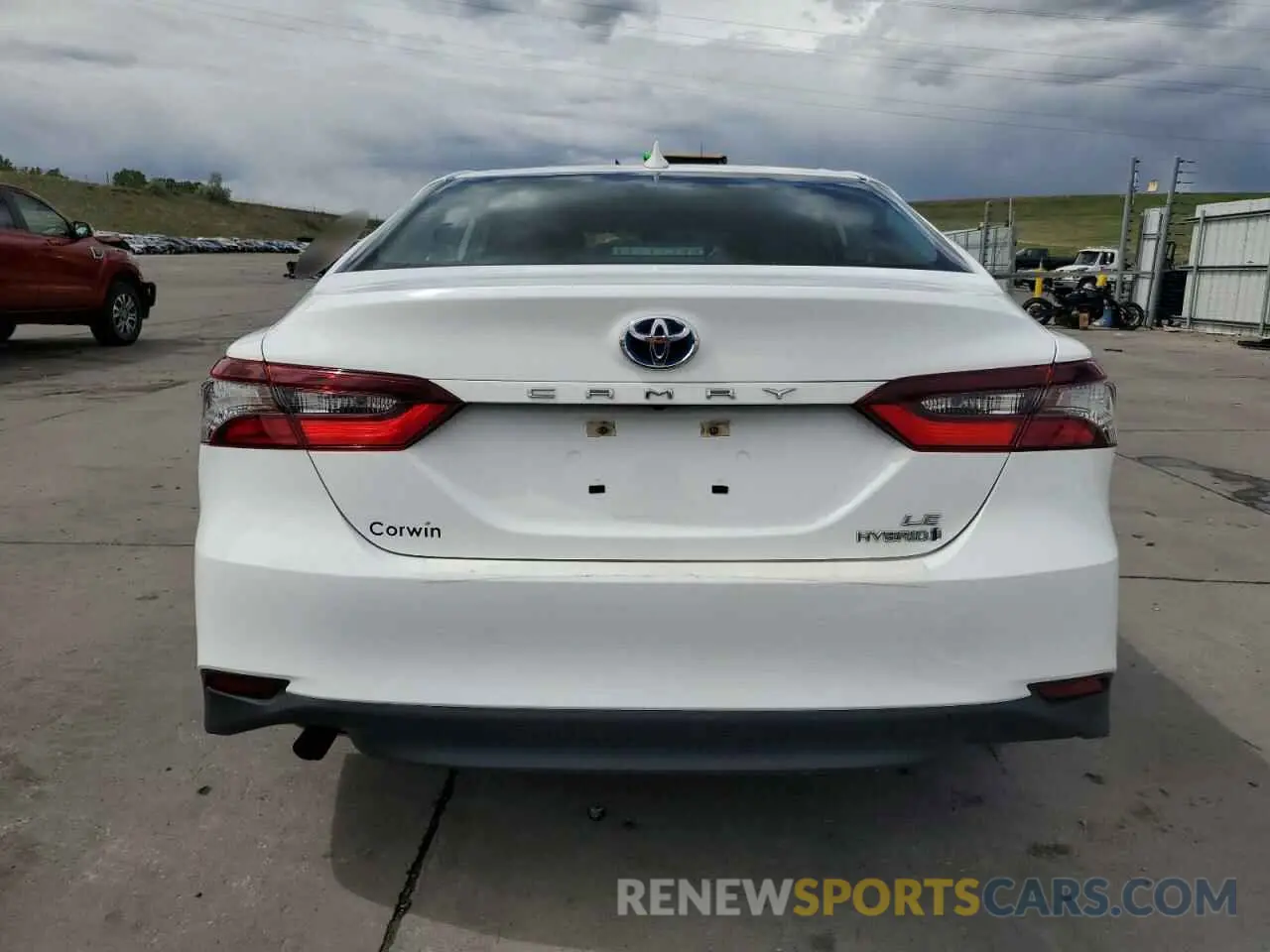 6 Photograph of a damaged car 4T1H31AK4NU588027 TOYOTA CAMRY 2022