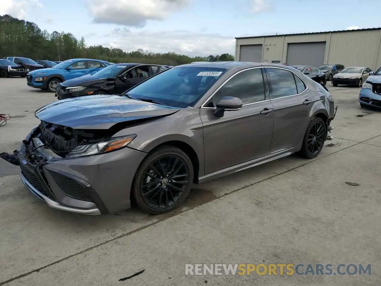 1 Photograph of a damaged car 4T1K31AK0NU596485 TOYOTA CAMRY 2022