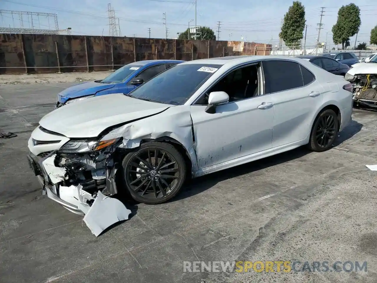 1 Photograph of a damaged car 4T1K31AK1NU035678 TOYOTA CAMRY 2022