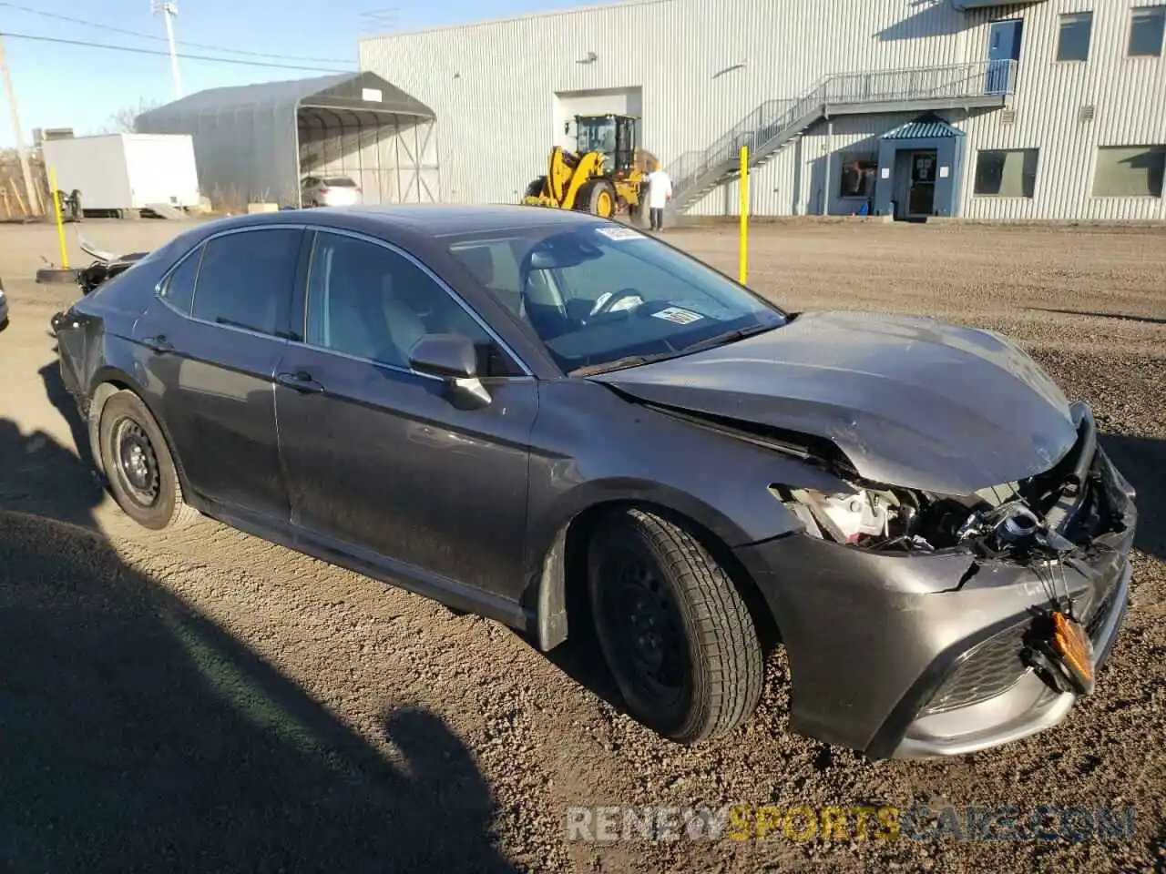 4 Photograph of a damaged car 4T1K31AK1NU041254 TOYOTA CAMRY 2022